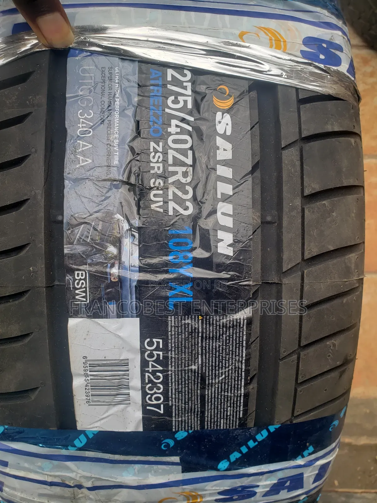 275/40r22 Sailum Premium Tire