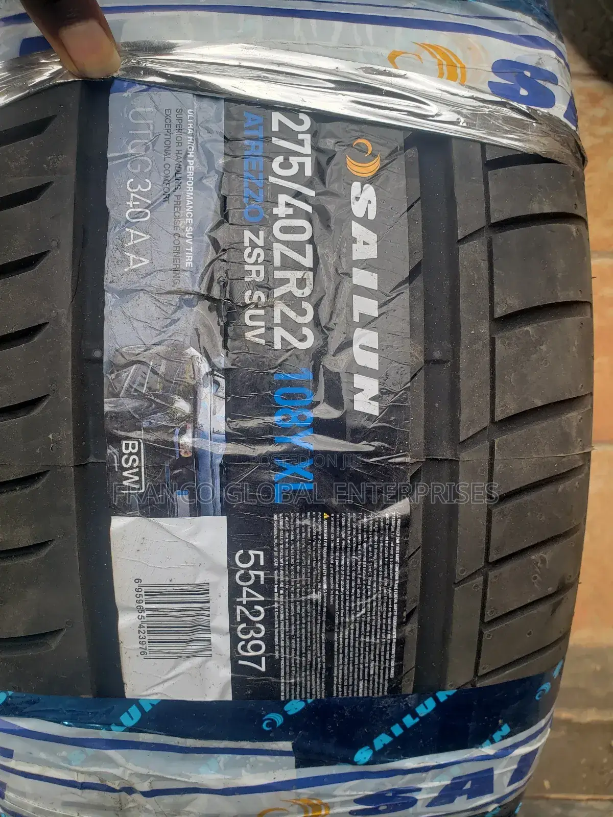 275/40r22 Sailum Premium Tire