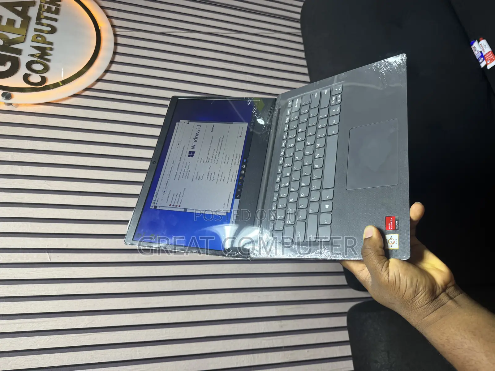 New Laptop Lenovo V145 12GB AMD Ryzen 5 HDD 500GB