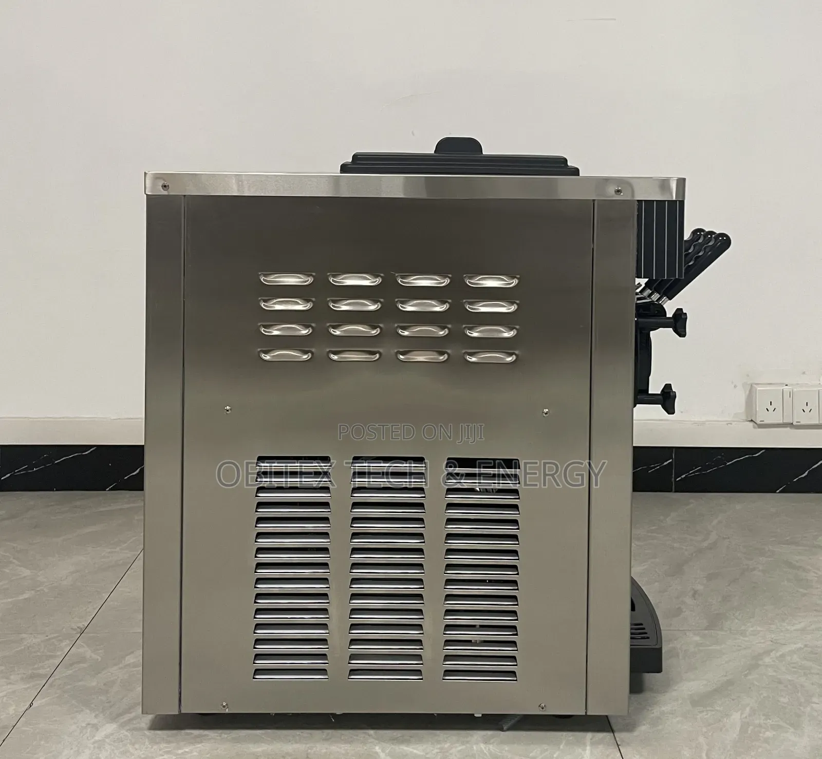 Linkrich Soft‐Serve Ice Cream Machine, Auto‐Clean, LCD Panel