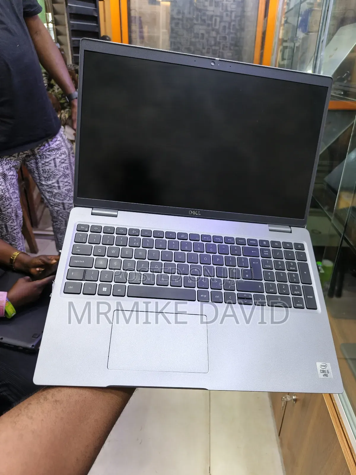 Laptop Dell Latitude 5520 16GB Intel Core i5 SSD 256GB