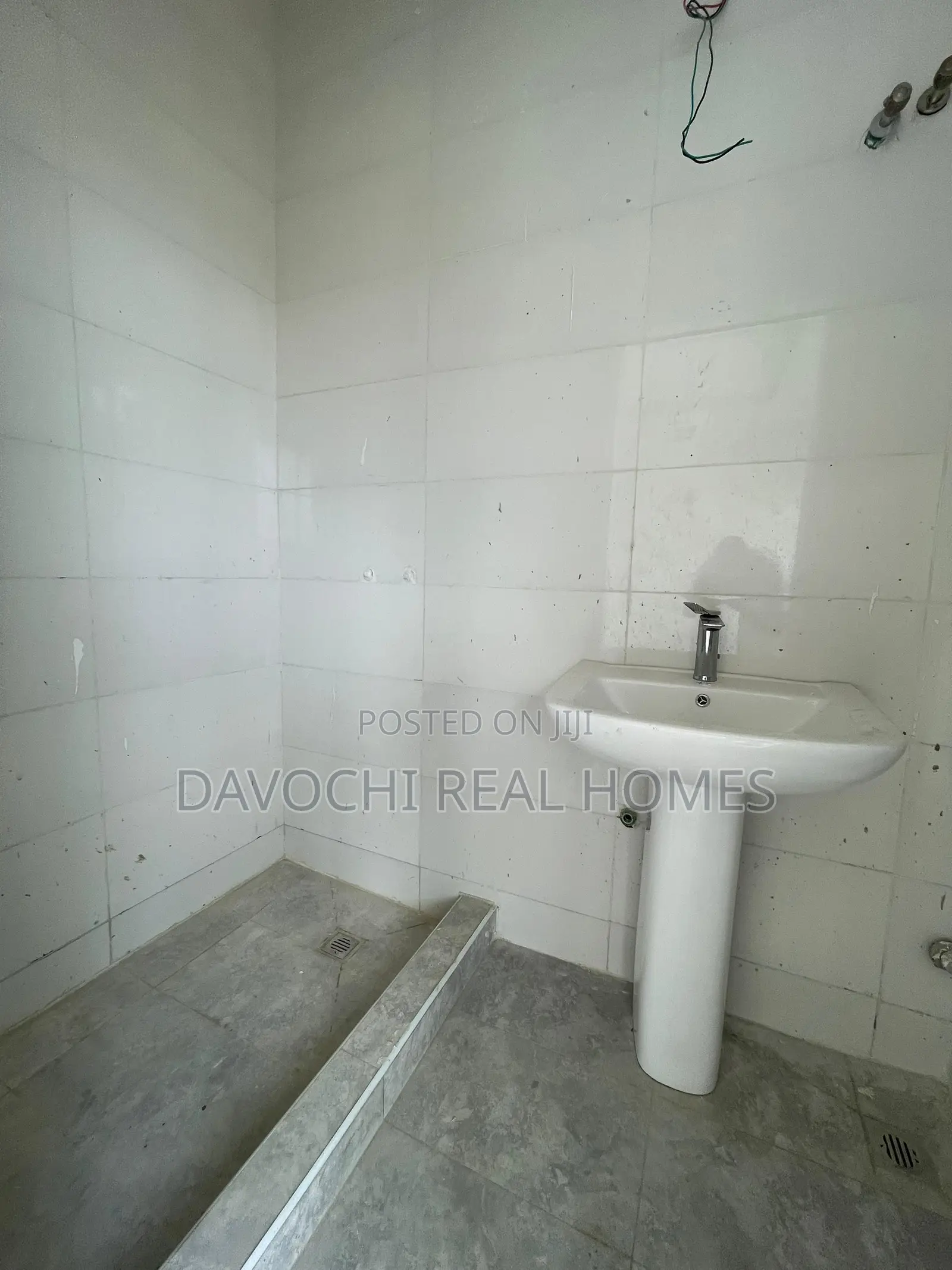 4bdrm Duplex in Ikate for sale