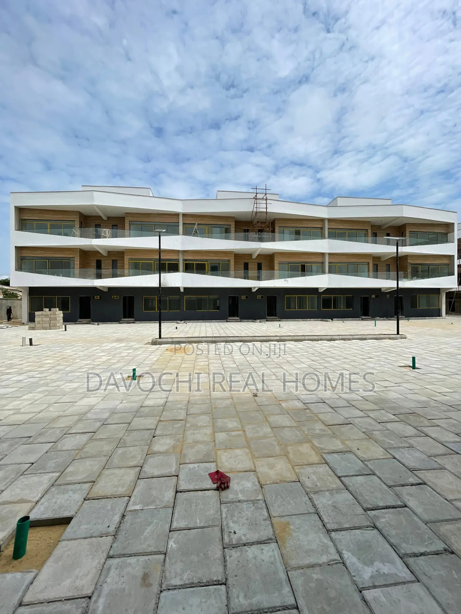 4bdrm Duplex in Ikate for sale