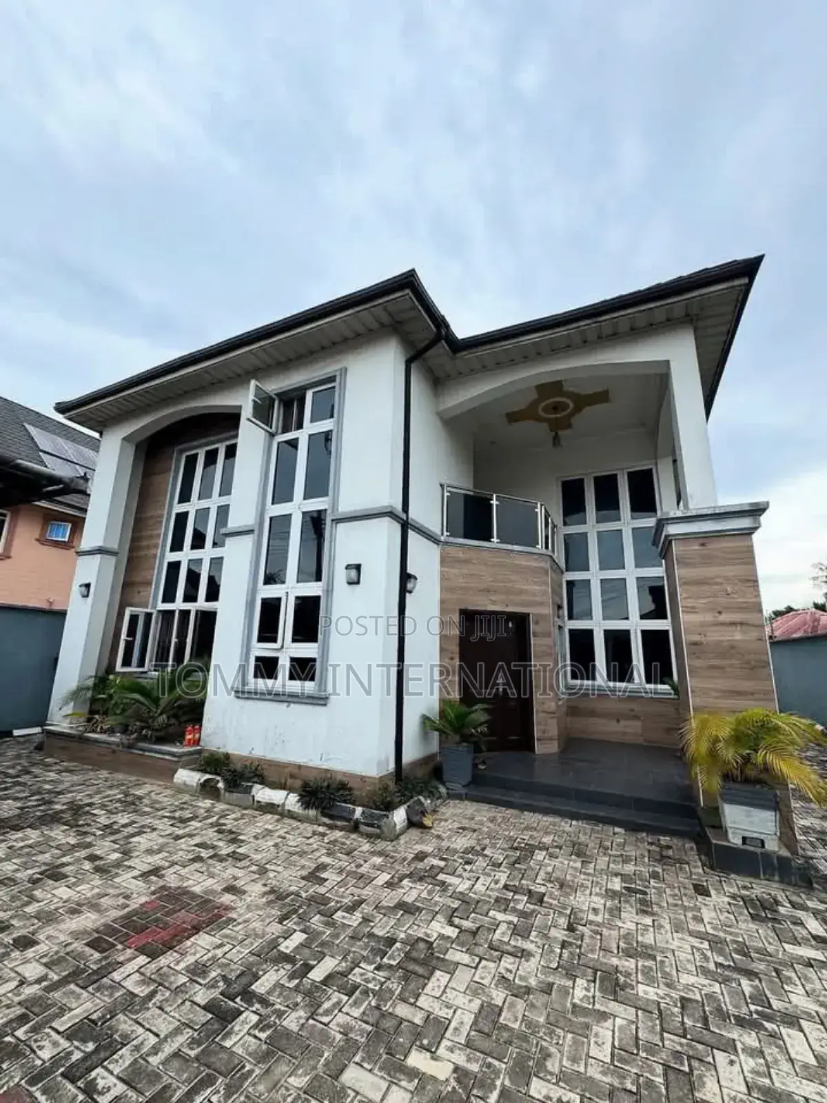 4bdrm Duplex in Farm Road2, Port-Harcourt for sale