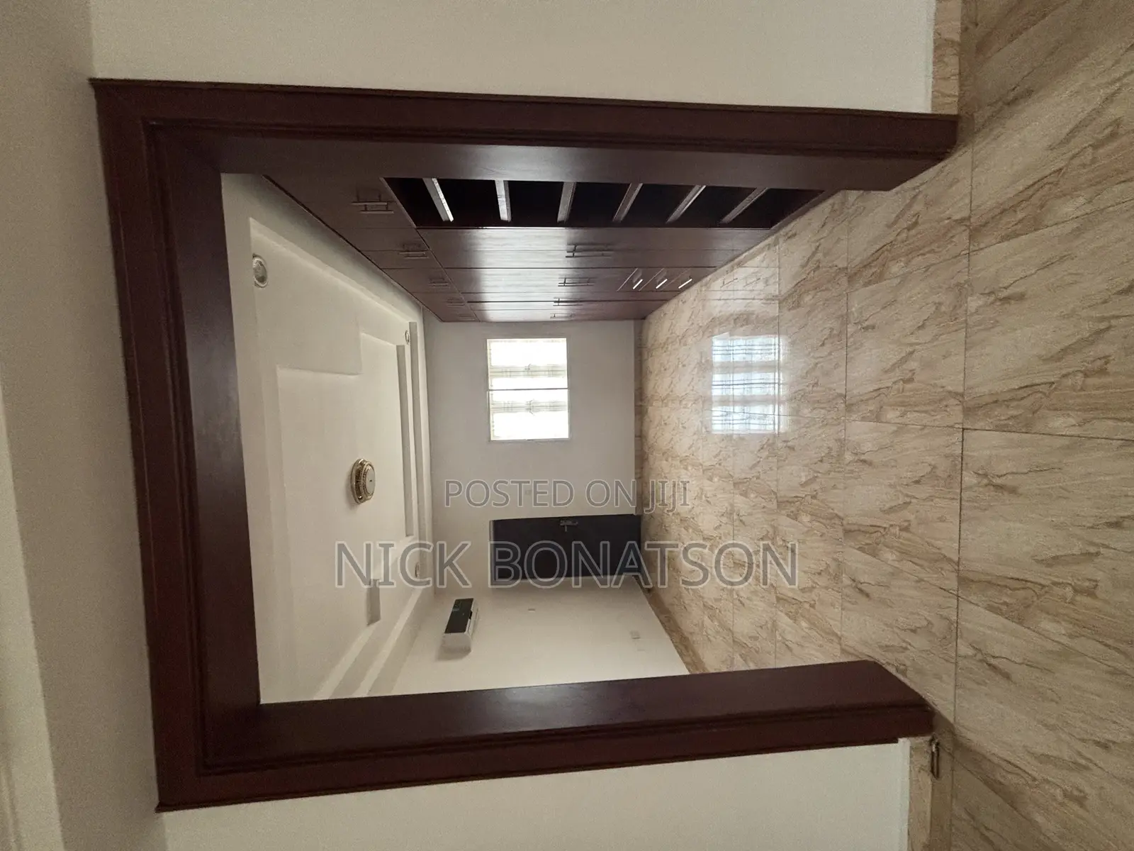 3bdrm Duplex in Jahi Gilmore for rent