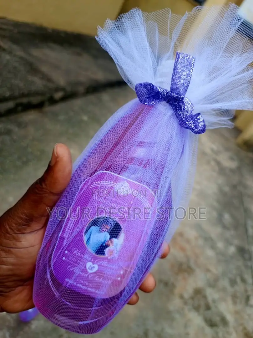 Affordable Souvenir Gifts for Events (50pcs)