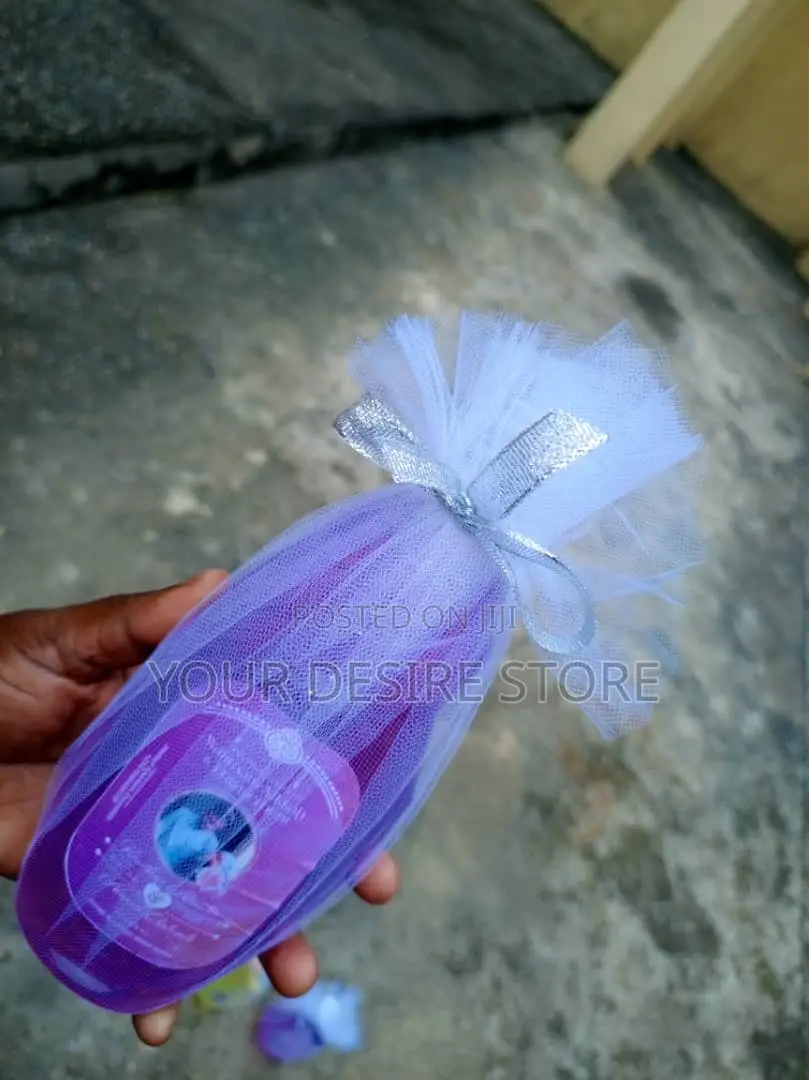 Affordable Souvenir Gifts for Events (50pcs)