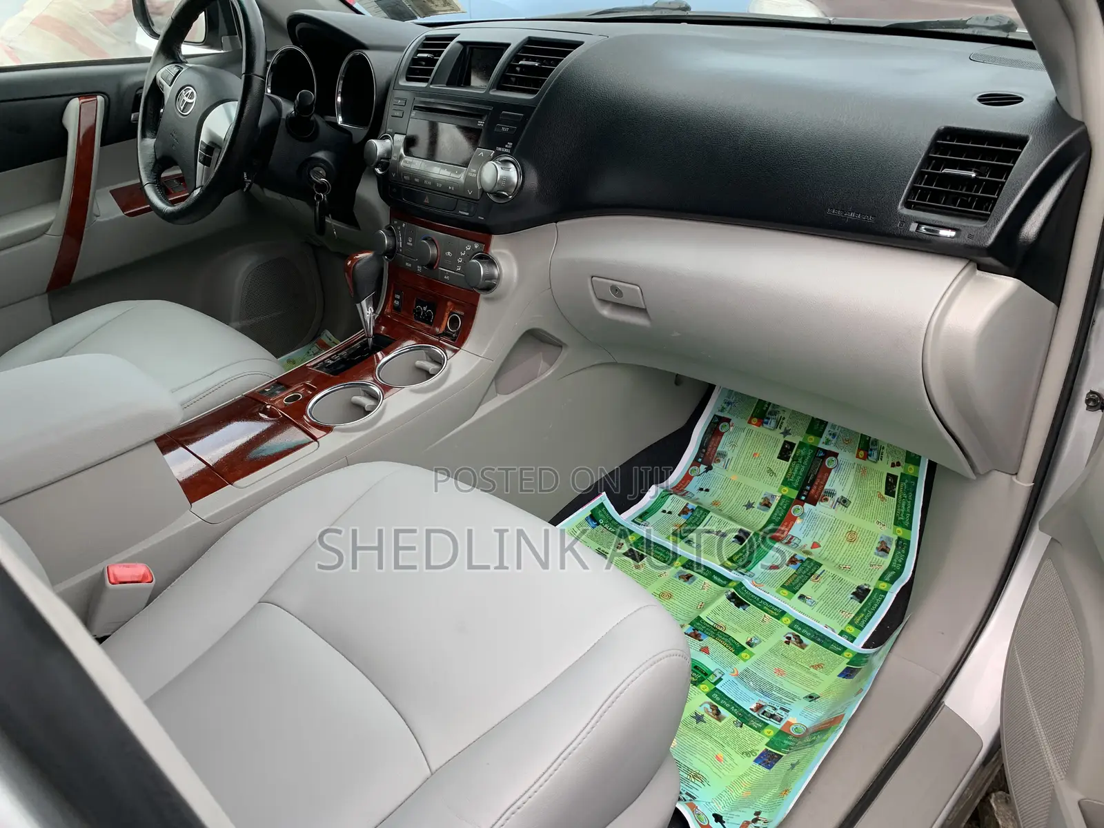 Toyota Highlander 2012 Silver