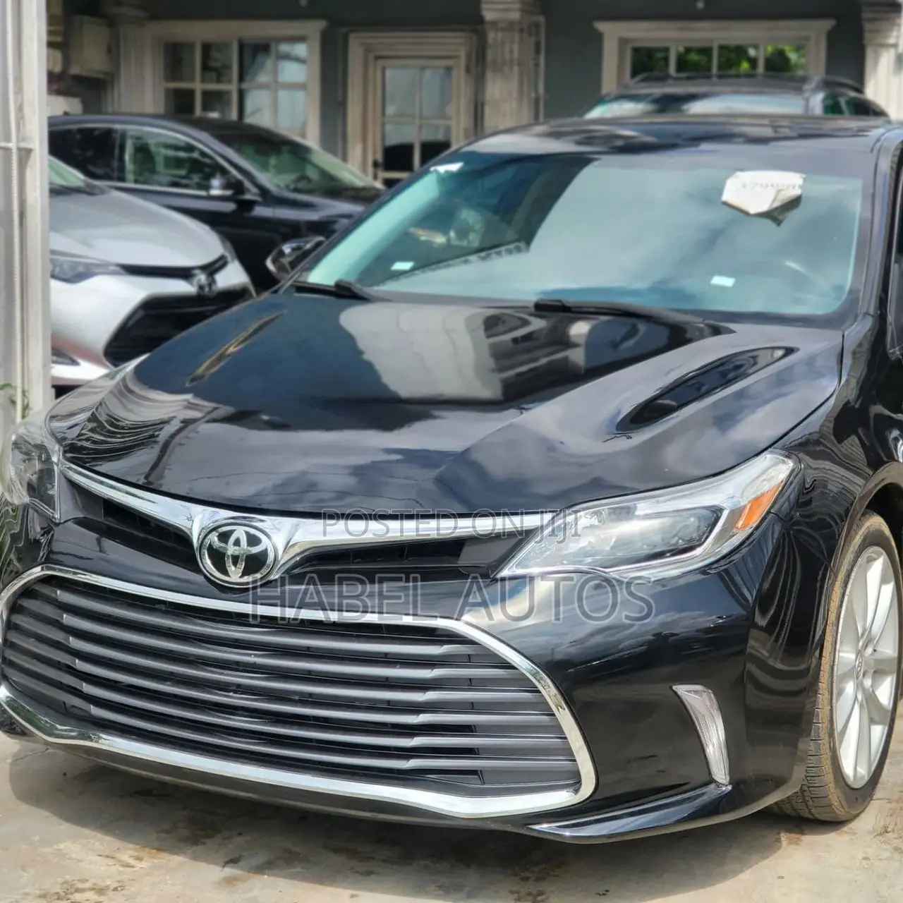 Toyota Avalon XLE 4dr Sedan (3.5L 6cyl 6A) 2015 Black