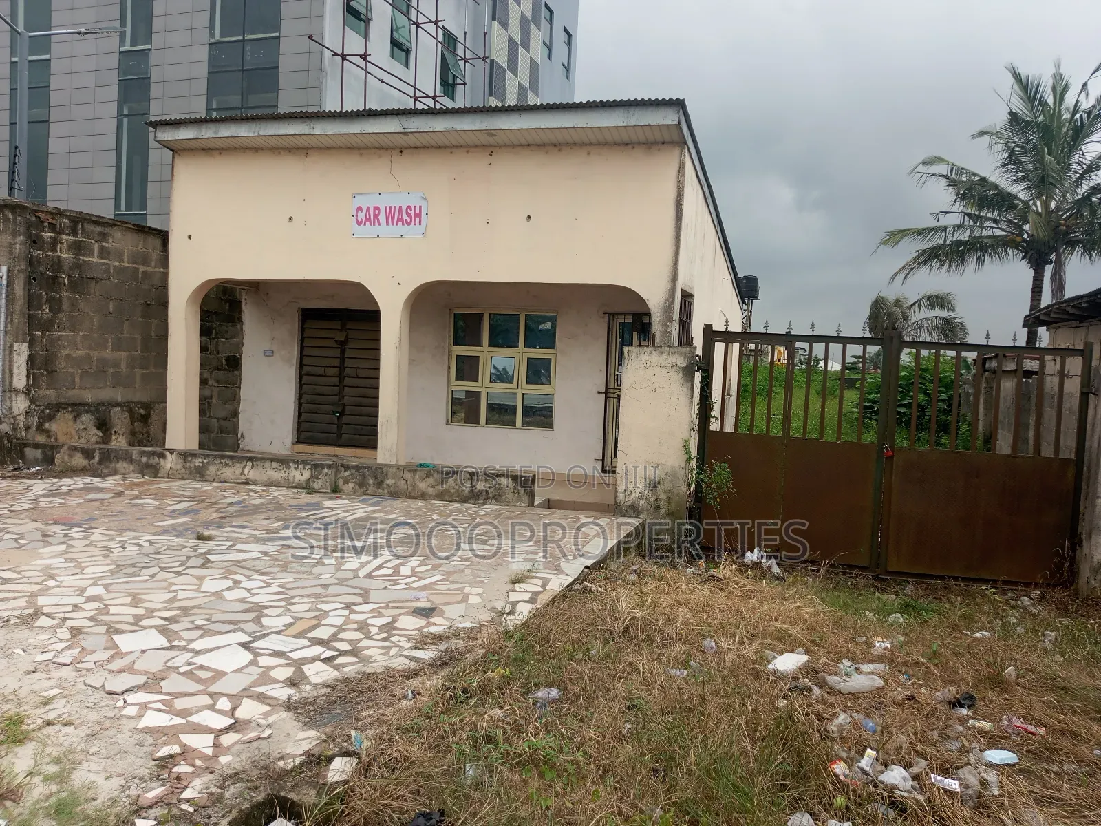 Facing Express Land for Lease