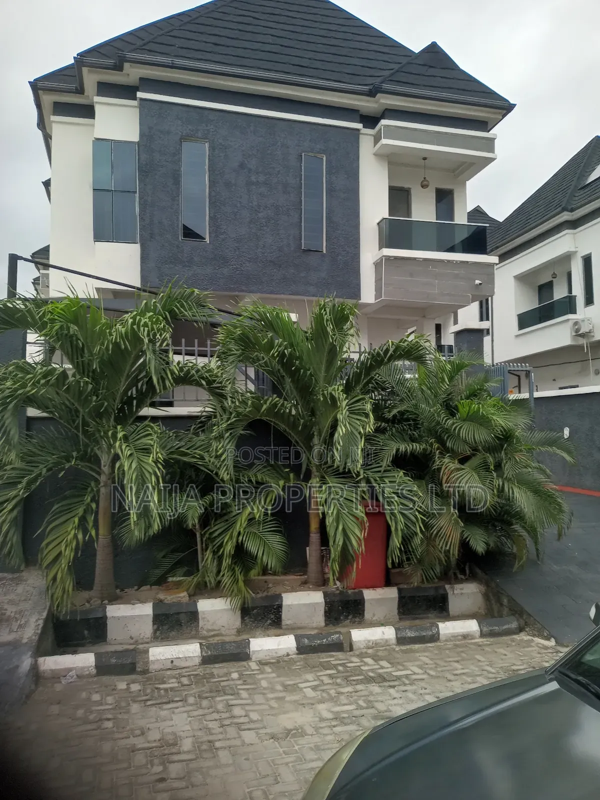4bdrm Duplex in Chevron Alternative, Lekki for sale
