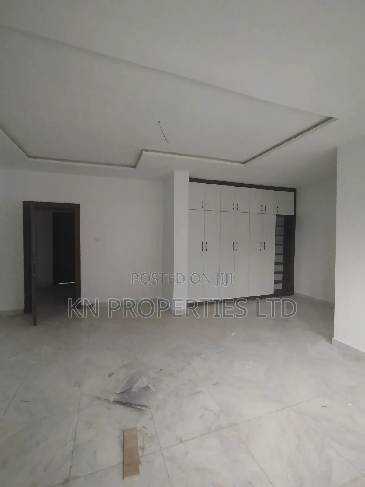 4bdrm Townhouse / Terrace in Durumi for rent