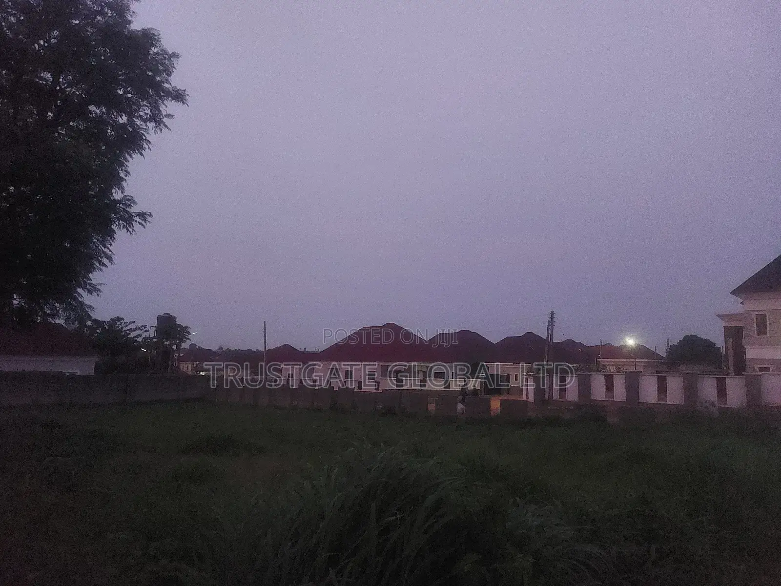Prime Land by Idu Railway 648sqm for Sale