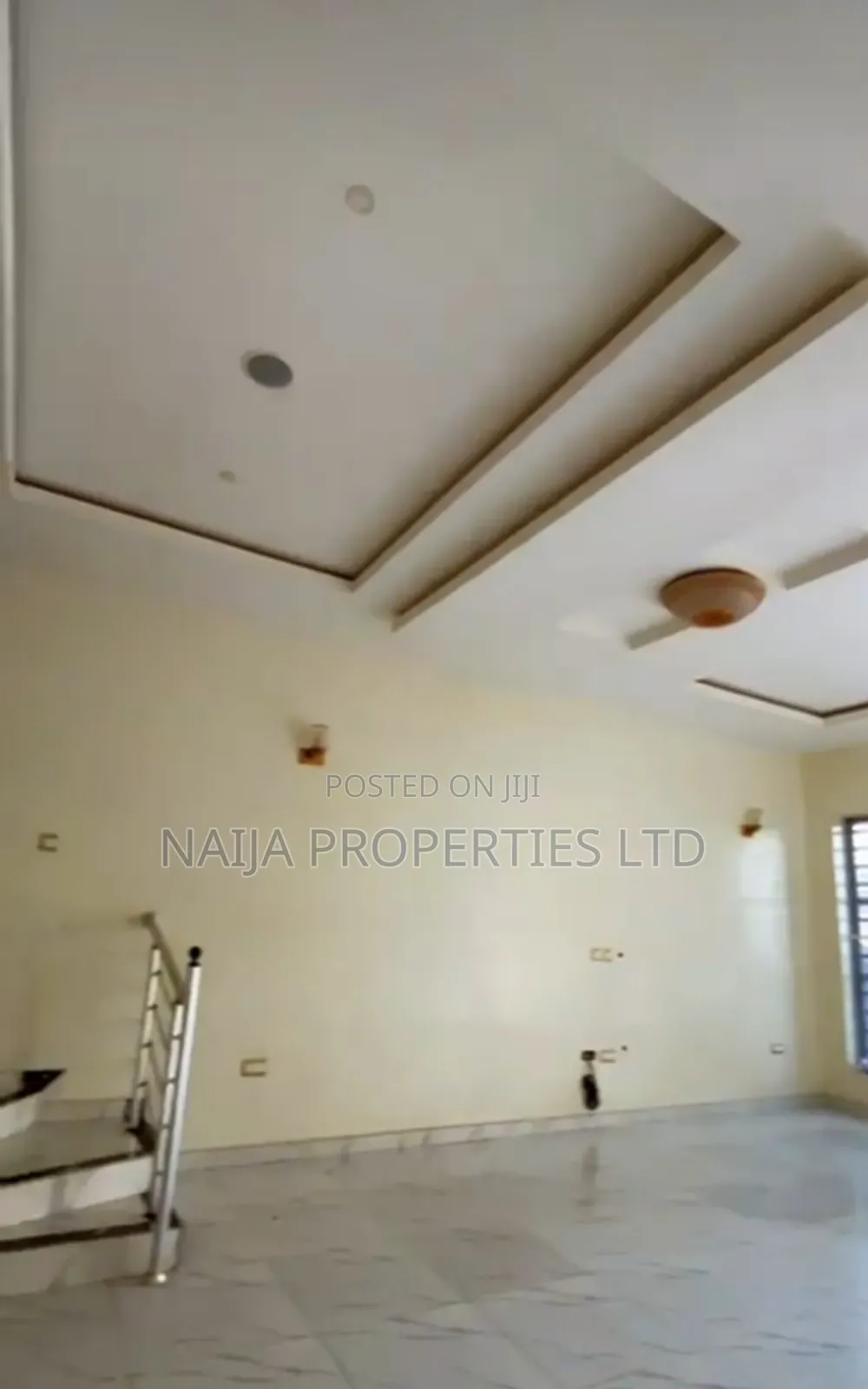 4bdrm Duplex in Ologolo, Lekki for sale
