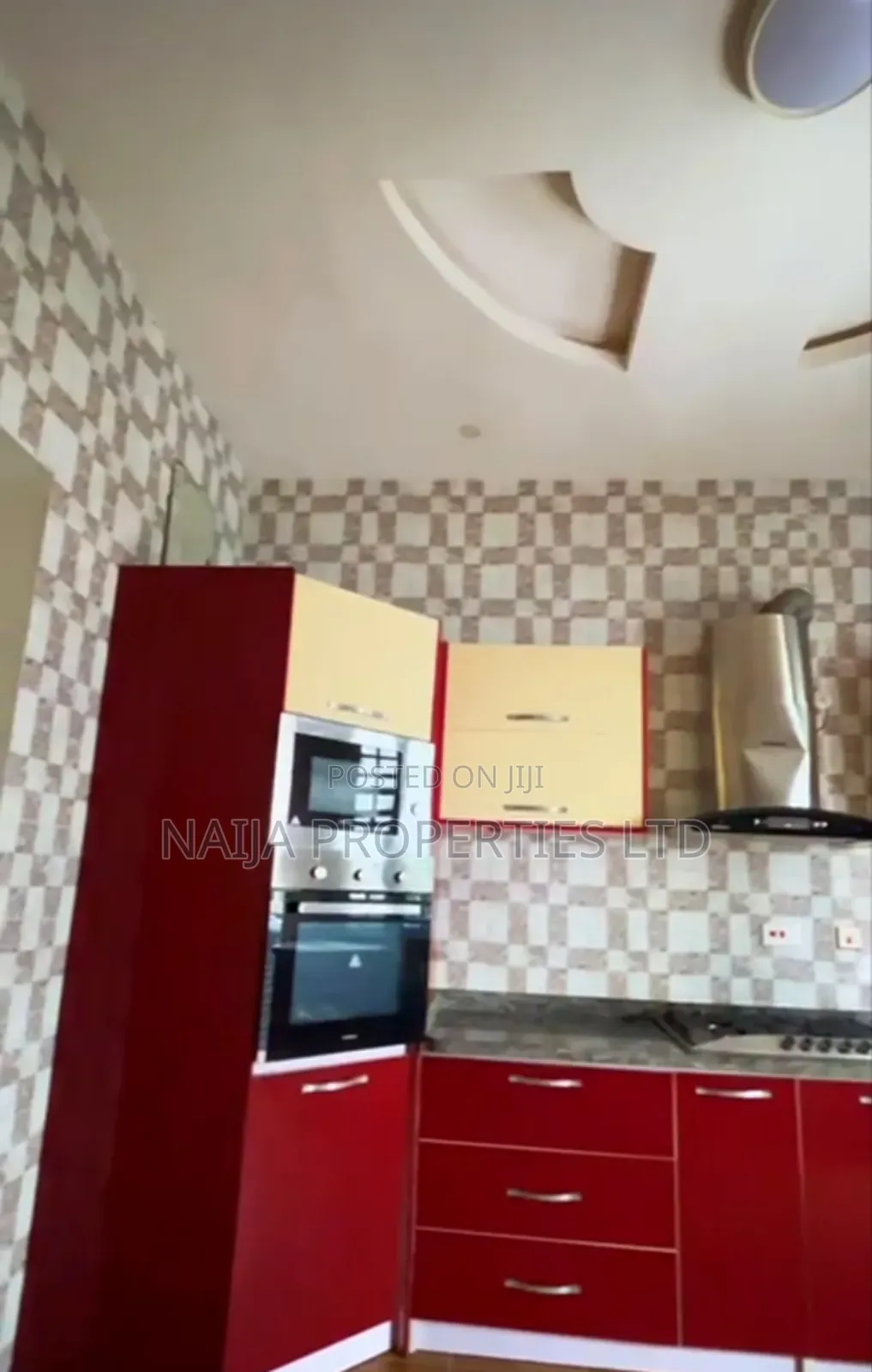 4bdrm Duplex in Ologolo, Lekki for sale