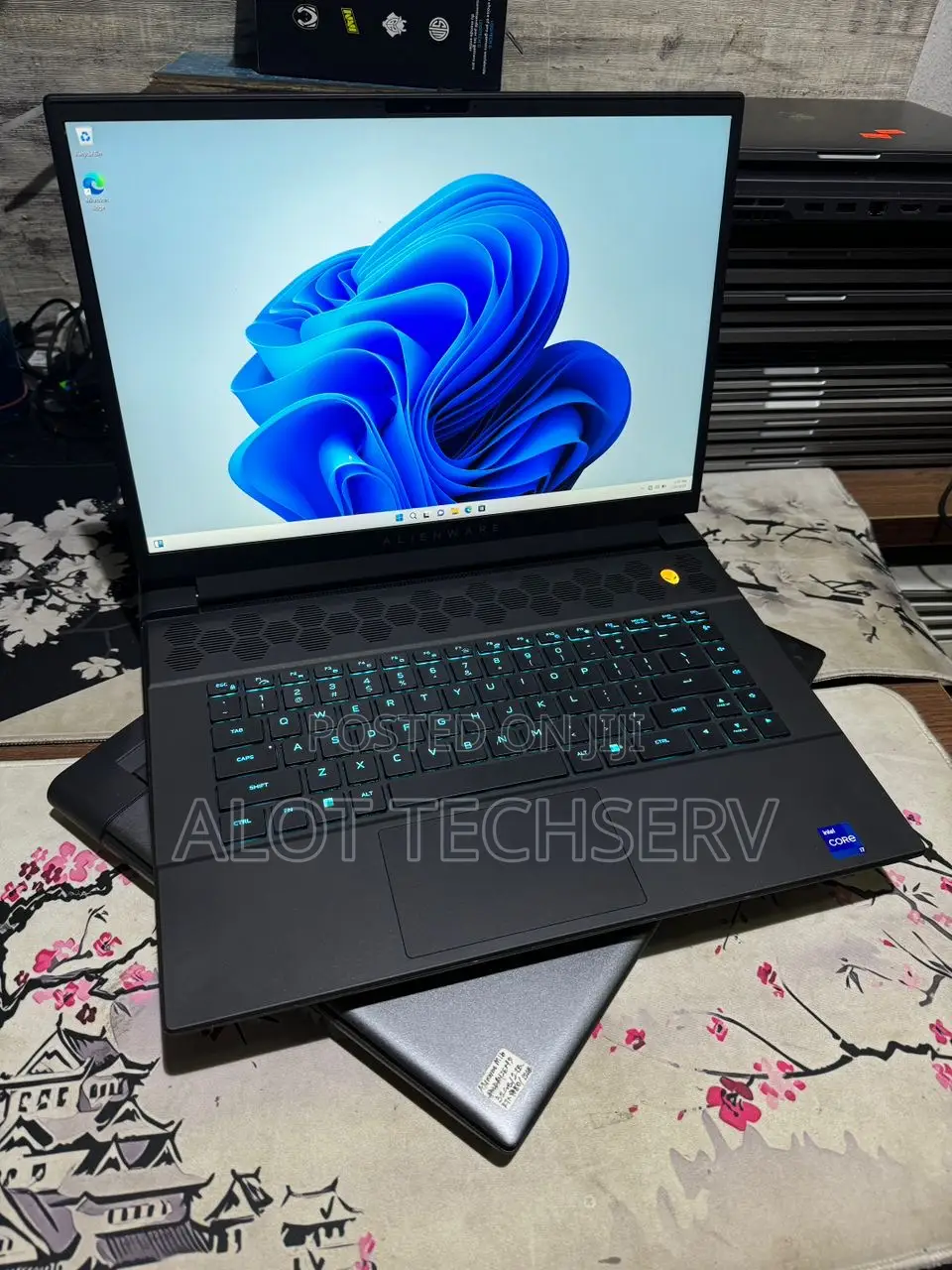 Laptop Dell Alienware M16 R1 32GB AMD Ryzen 9 SSD 2T