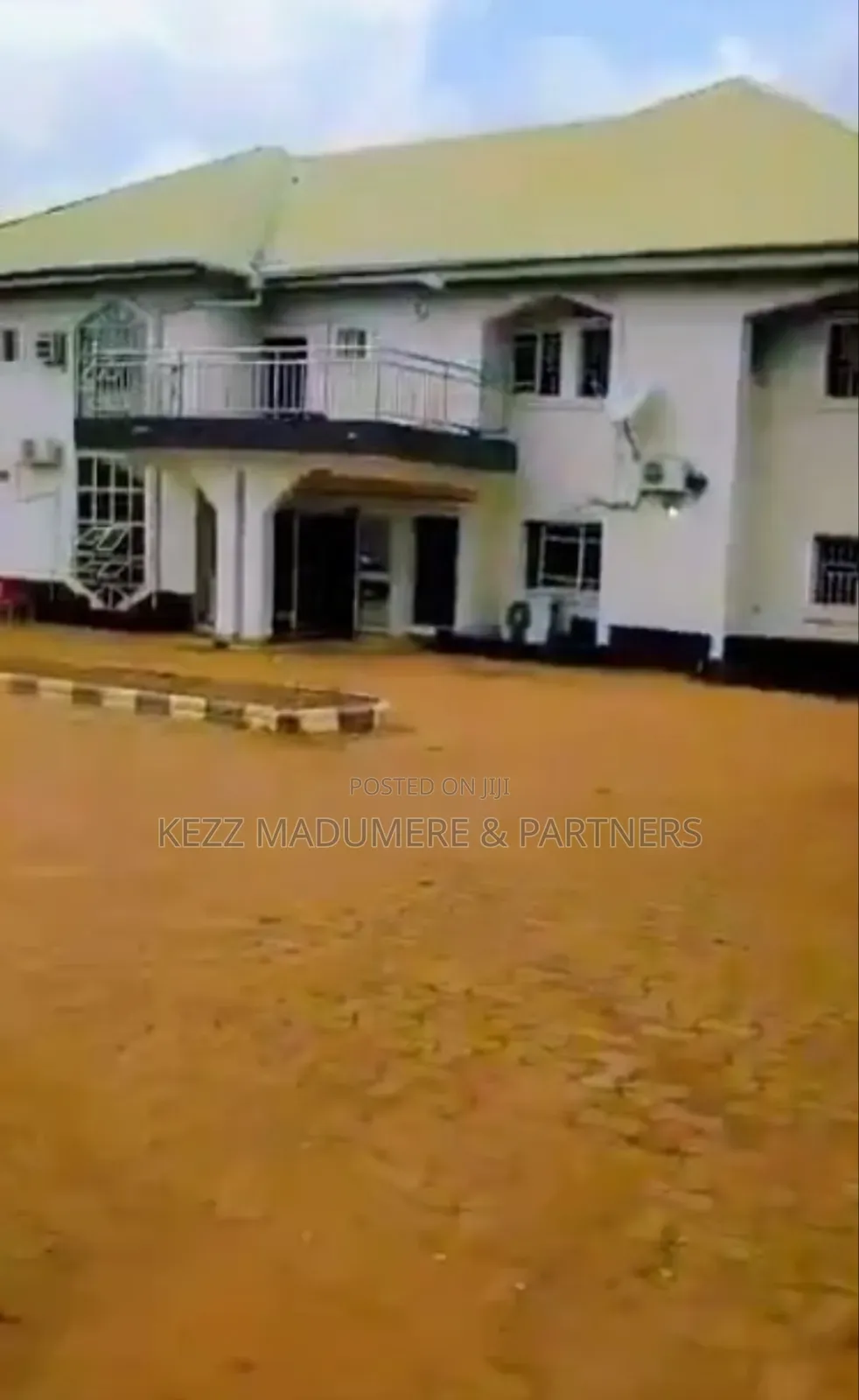 For Sale: 24 Rooms Hotel at Awka , Anambra State