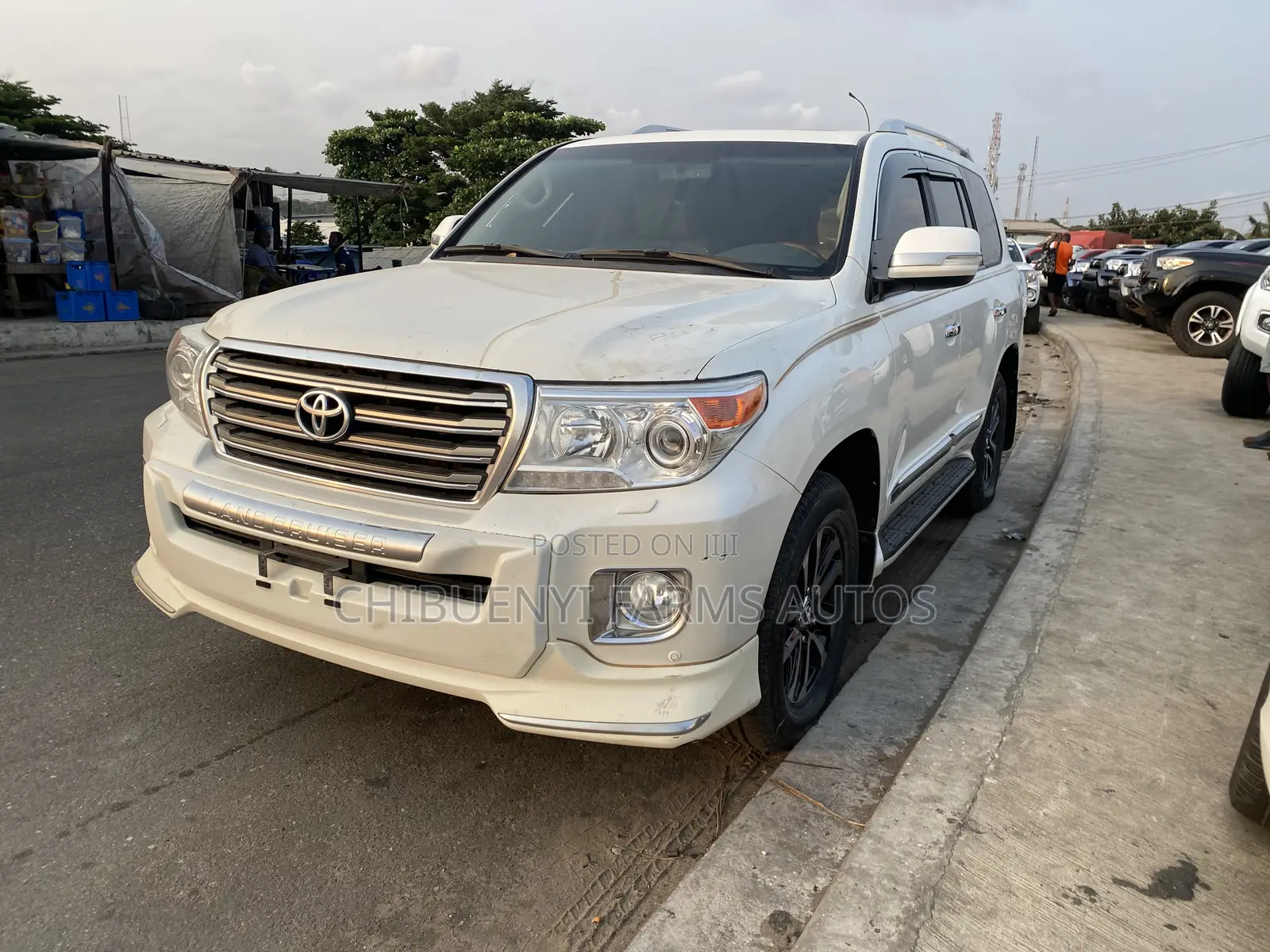 Toyota Land Cruiser 4.6 V8 GX-R 2015 White
