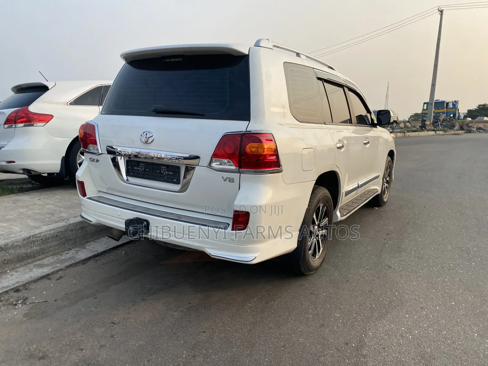 Toyota Land Cruiser 4.6 V8 GX-R 2015 White