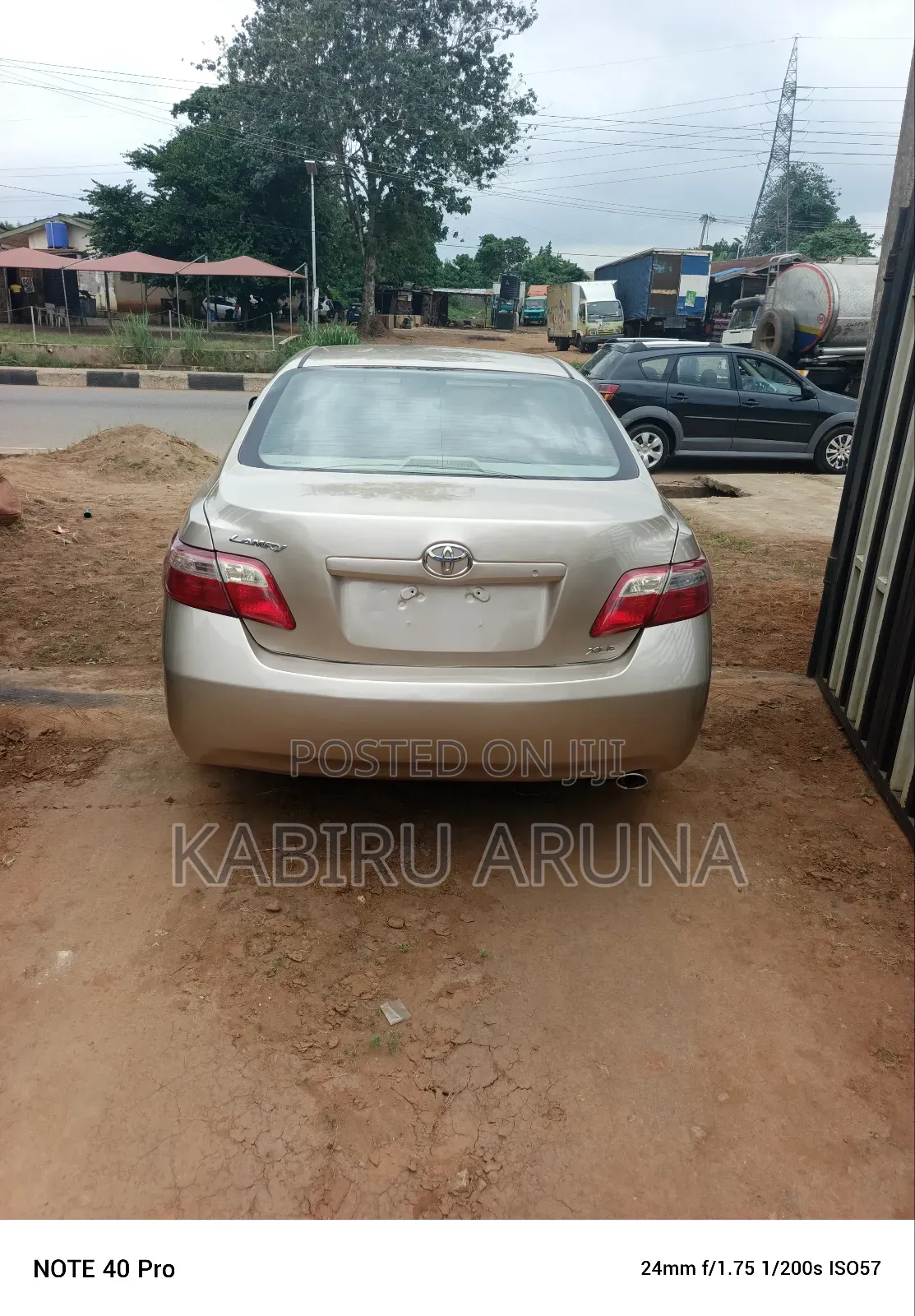 Toyota Camry 2008 Gold