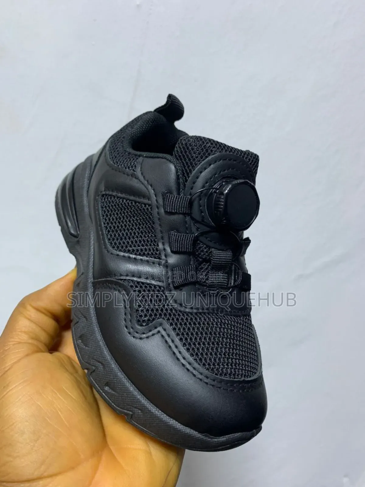 Unisex Sneakers( Size 31 - 36)