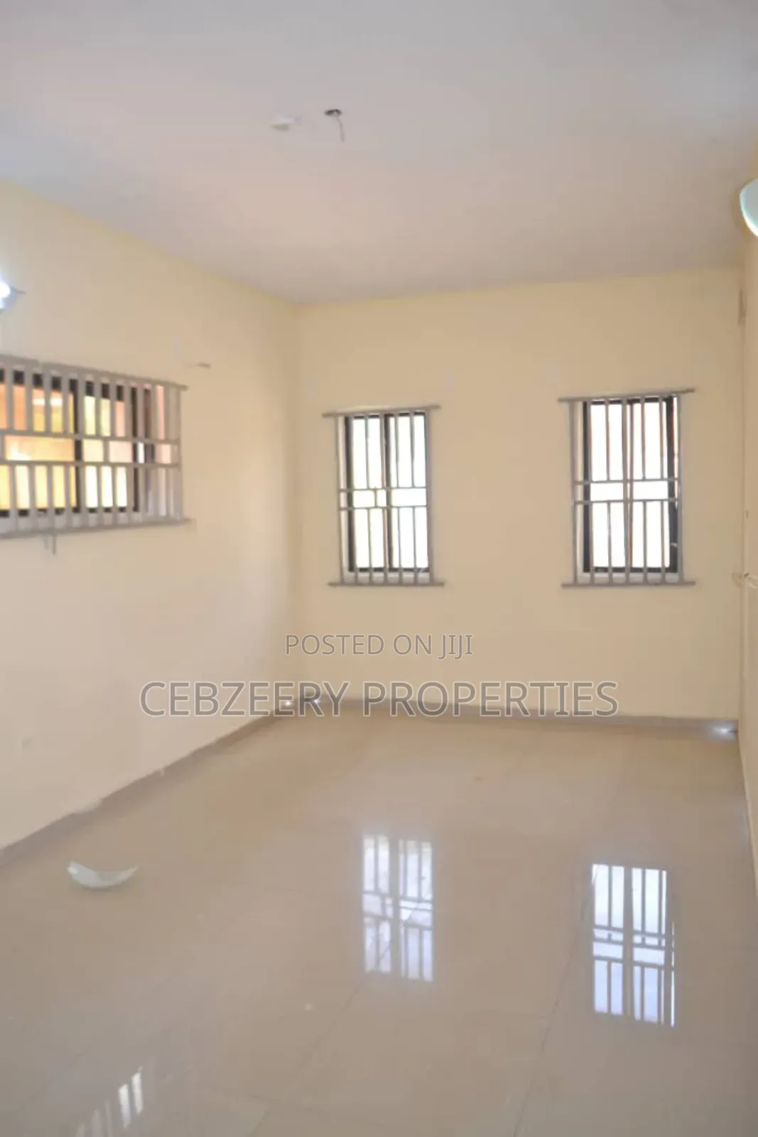 7bdrm Duplex in Ikotun/Igando for sale