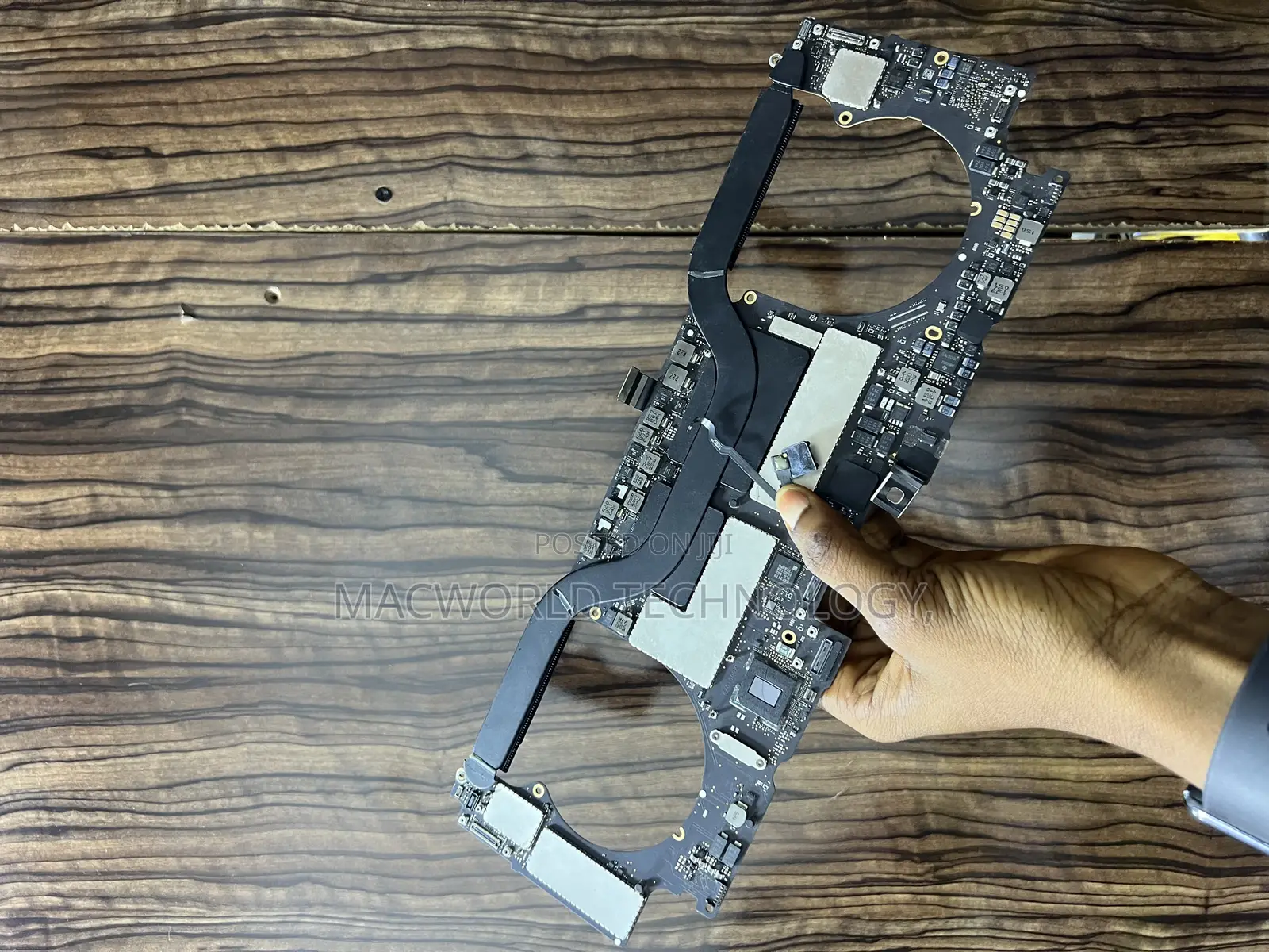Macbook Pro 2017 15inches Logic Board