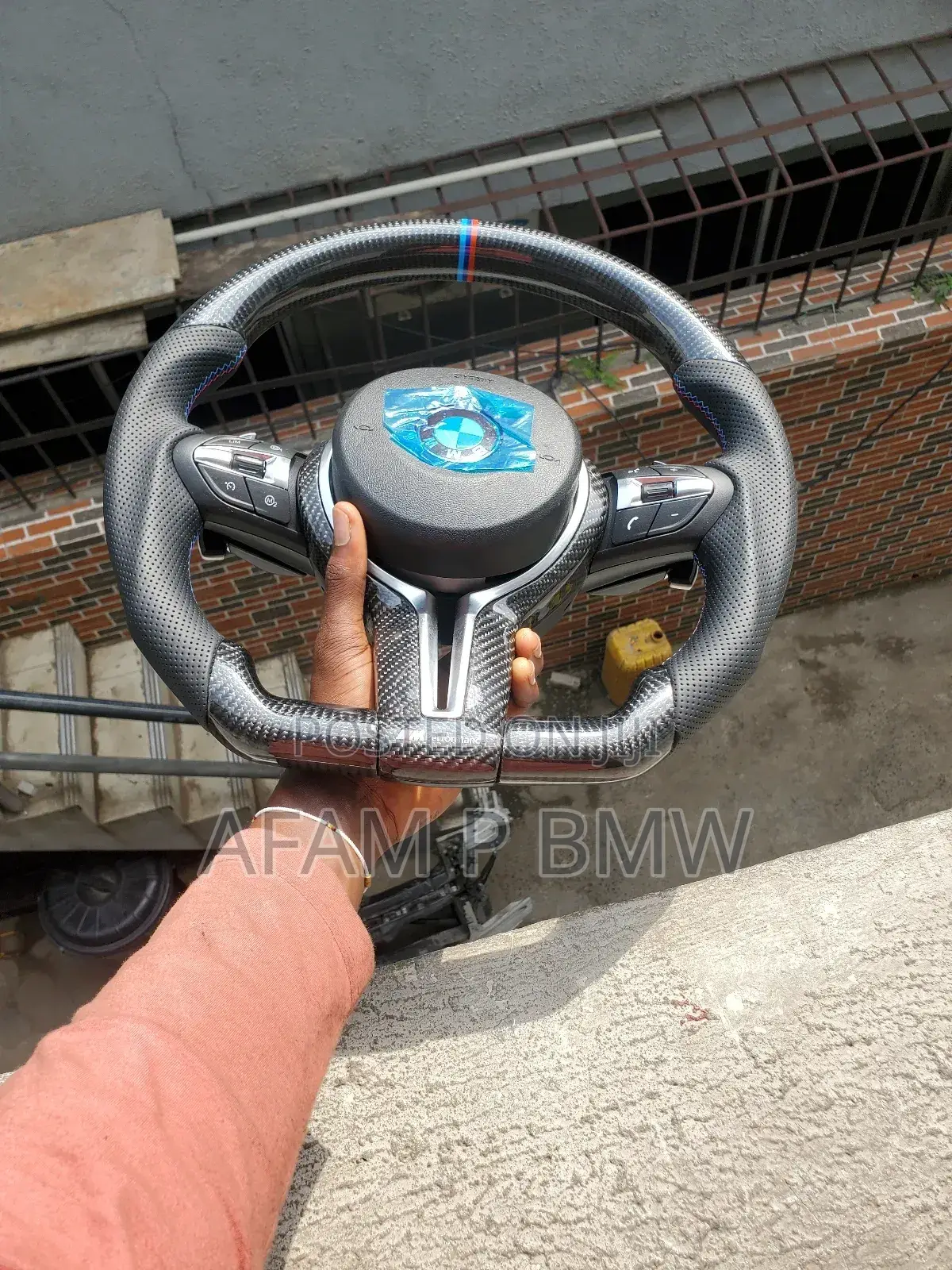Upgrade Steering Wheel Spot E70