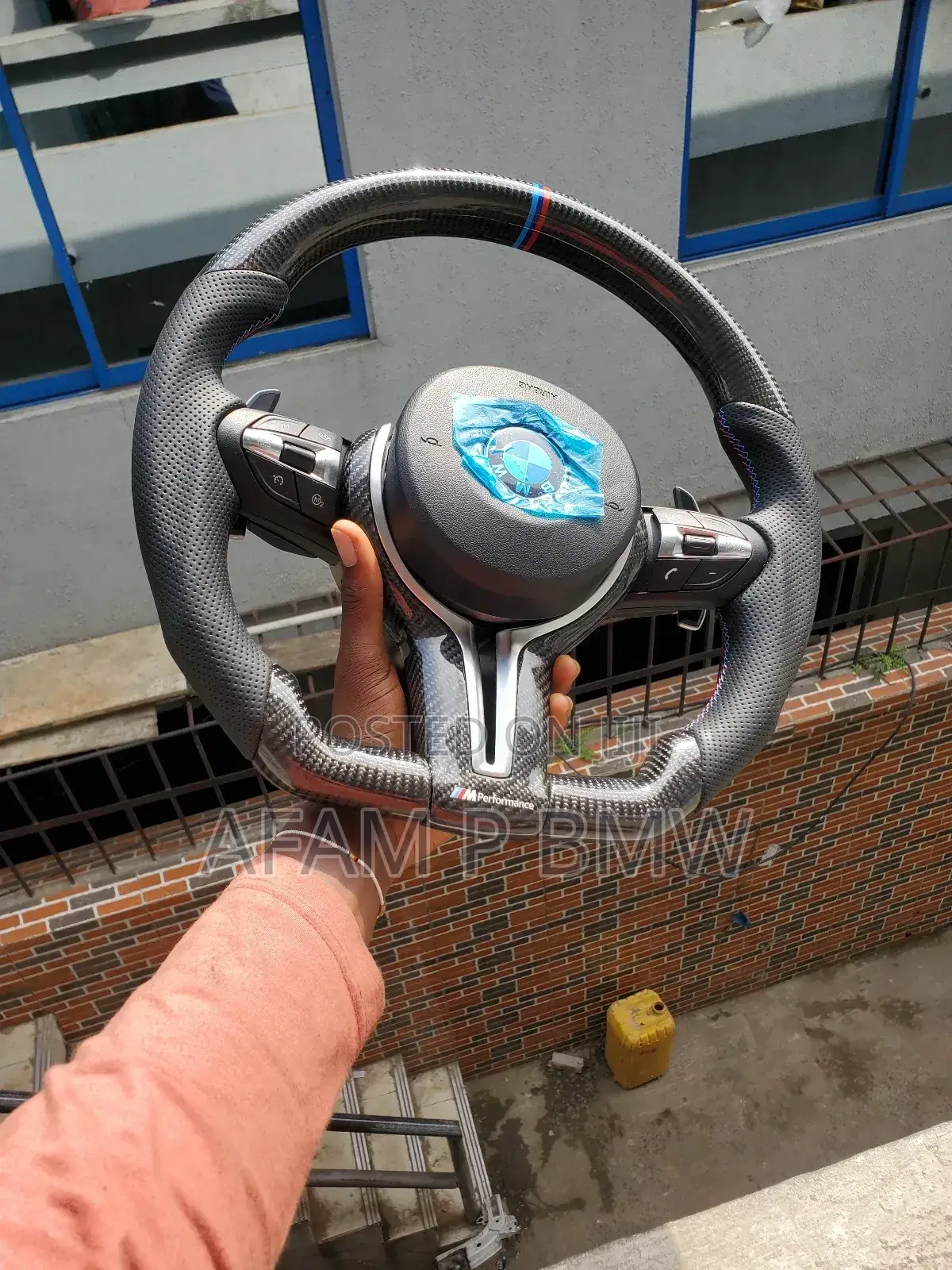 Upgrade Steering Wheel Spot E70
