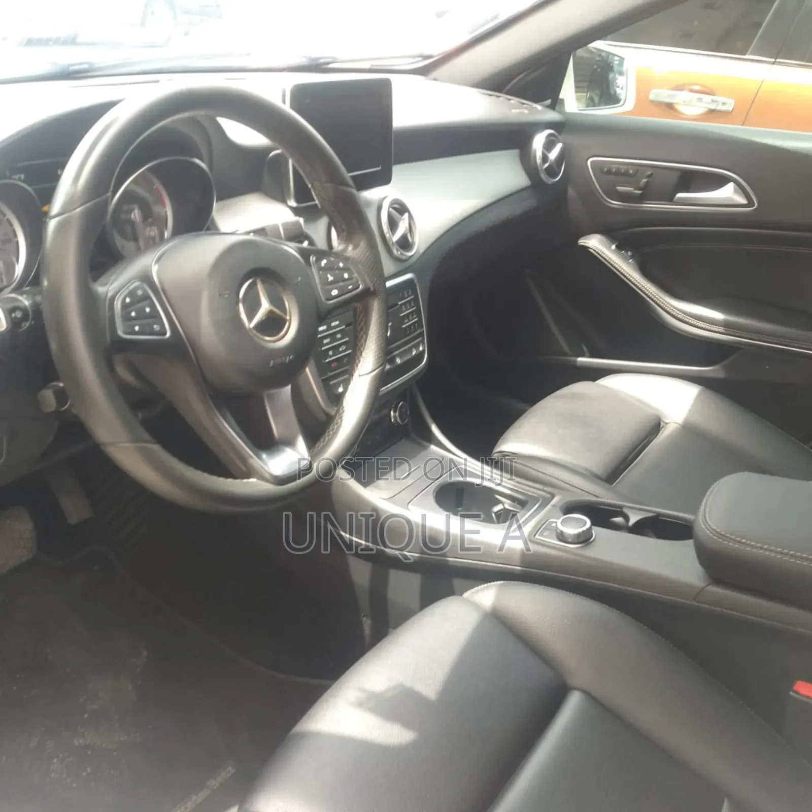Mercedes-Benz GLA 250 2017 White