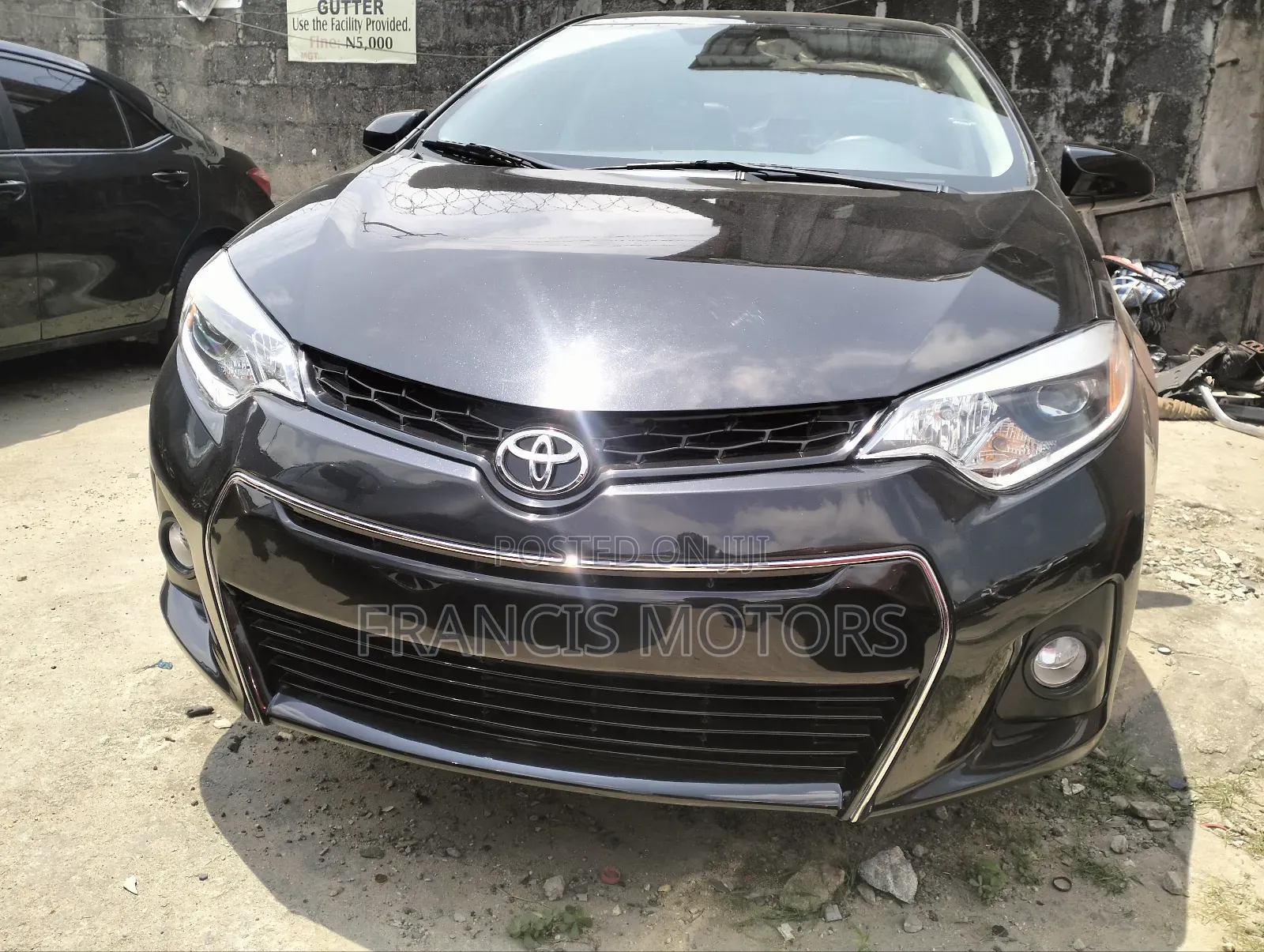 Toyota Corolla 2015 Black