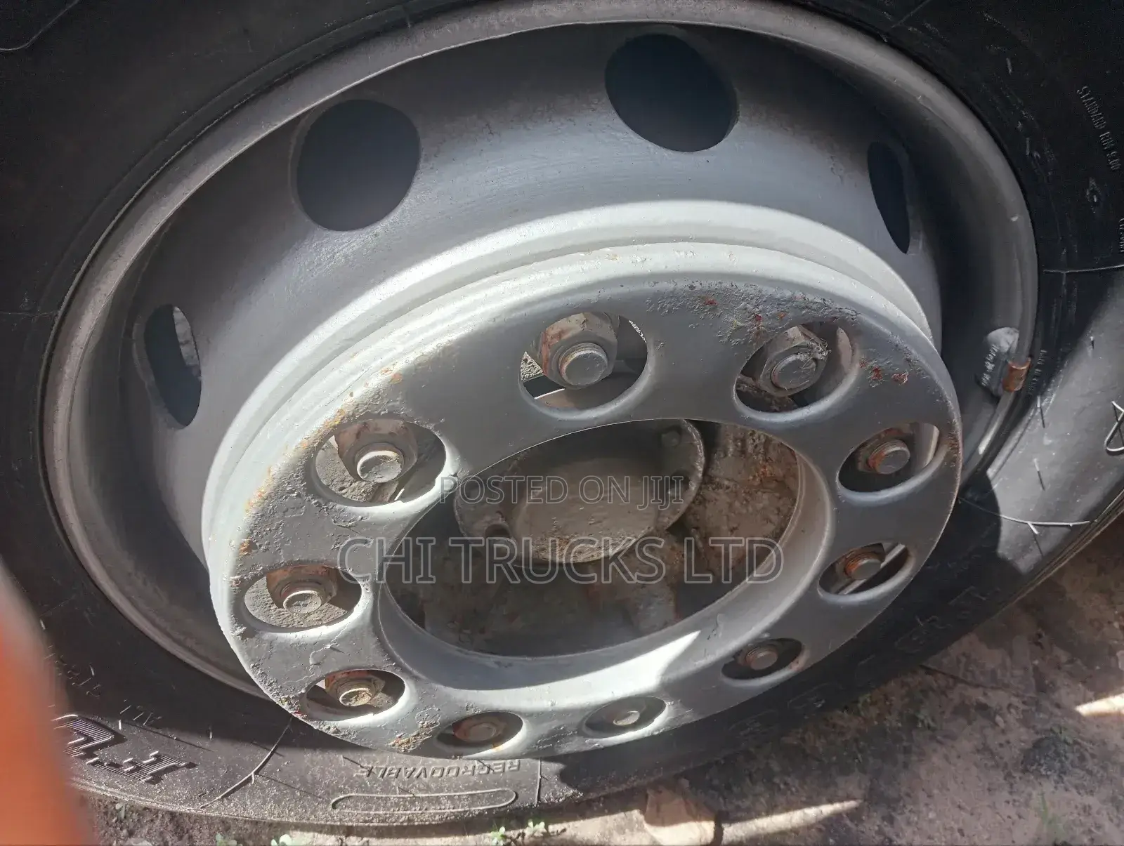 Mercedes Benz 2534 Cargo Truck 8tires 32 Feet Long German
