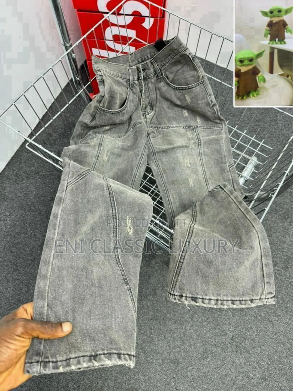 Pure Quality Luxury Cargo Jeans 👖 Available In Store