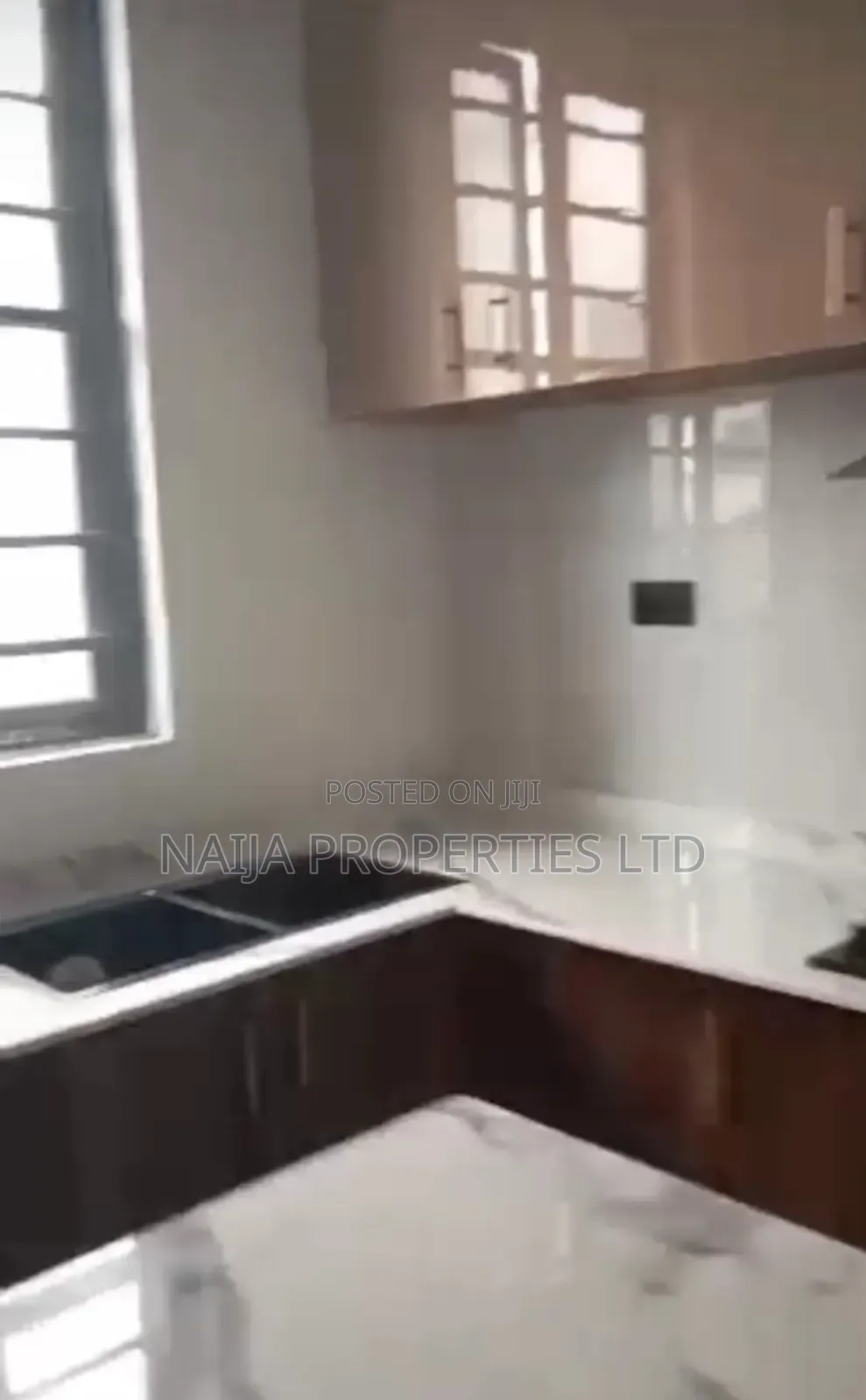 4bdrm Duplex in Chevron Alternative, Lekki for sale