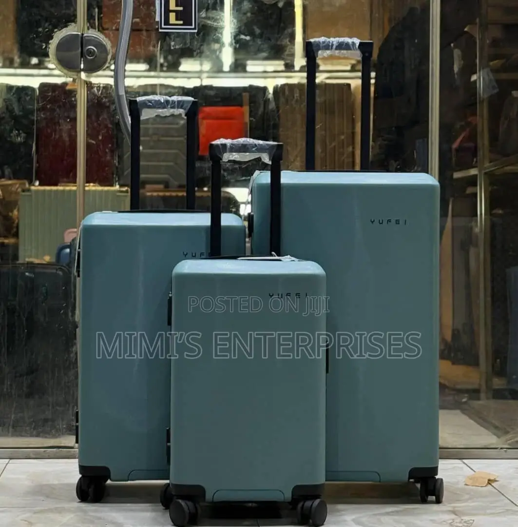 Premium Luxury Luggage Set With Charging Port
