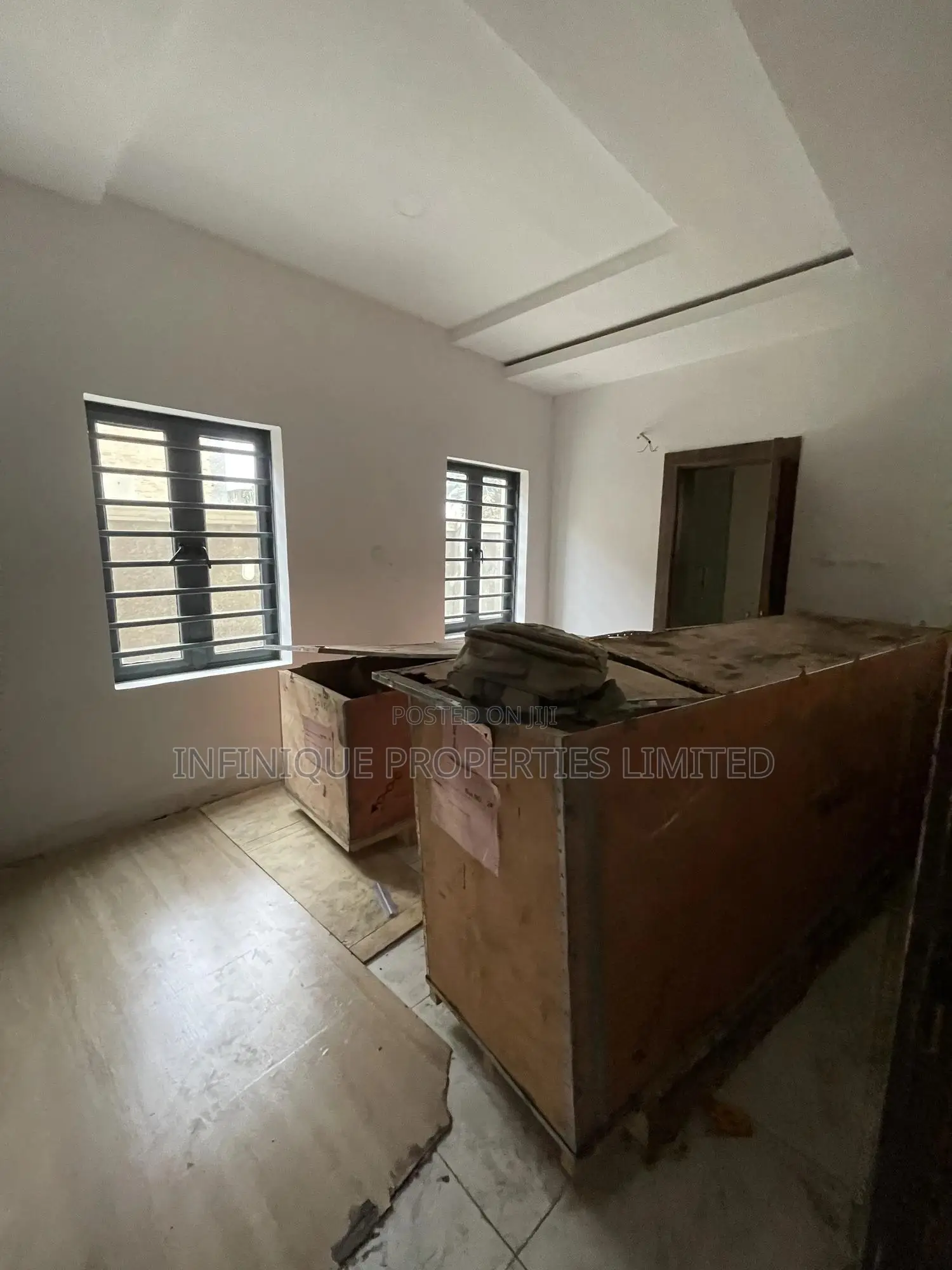 3bdrm Block of Flats in Ikeja GRA for sale