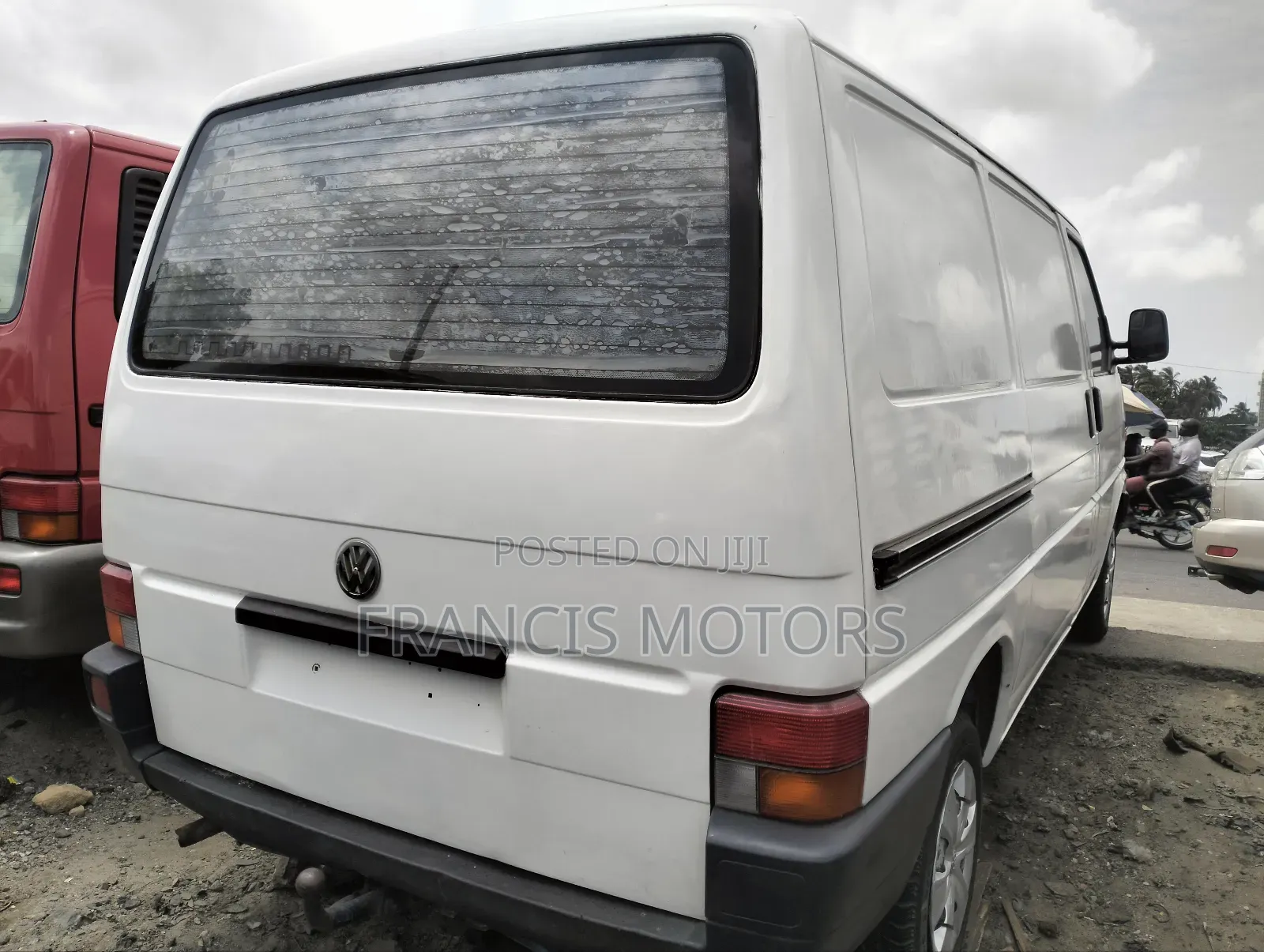 Volkswagen Transporter 2000 White