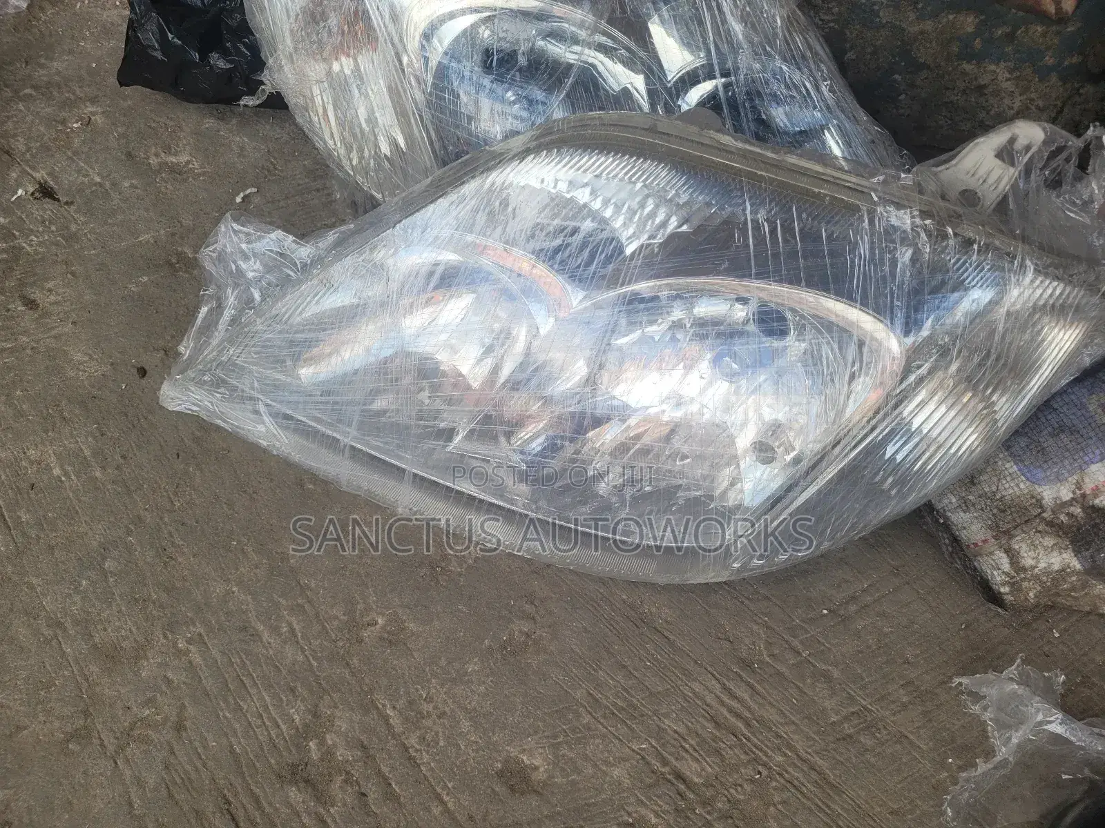 Headlight Corolla Bank Model 2003