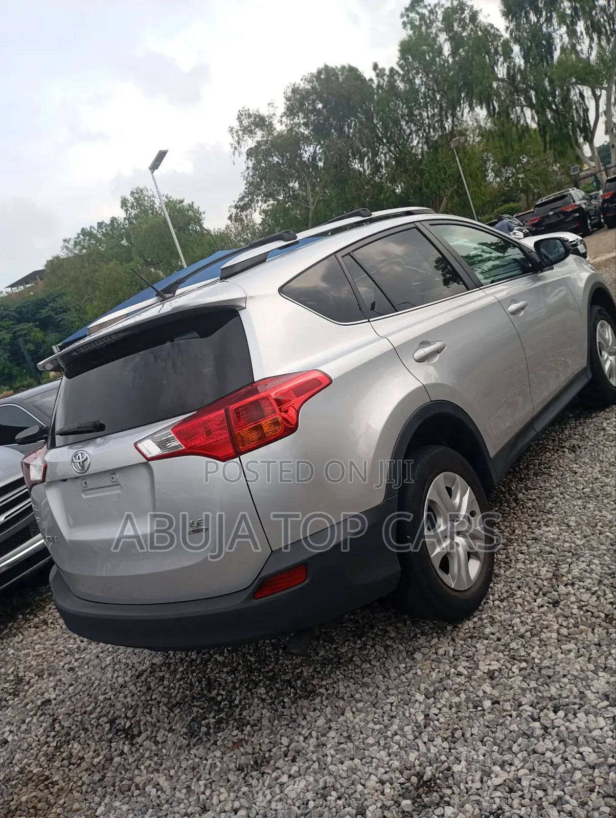 Toyota RAV4 LE 4dr SUV AWD (2.5L 4cyl 6A) 2015 Silver