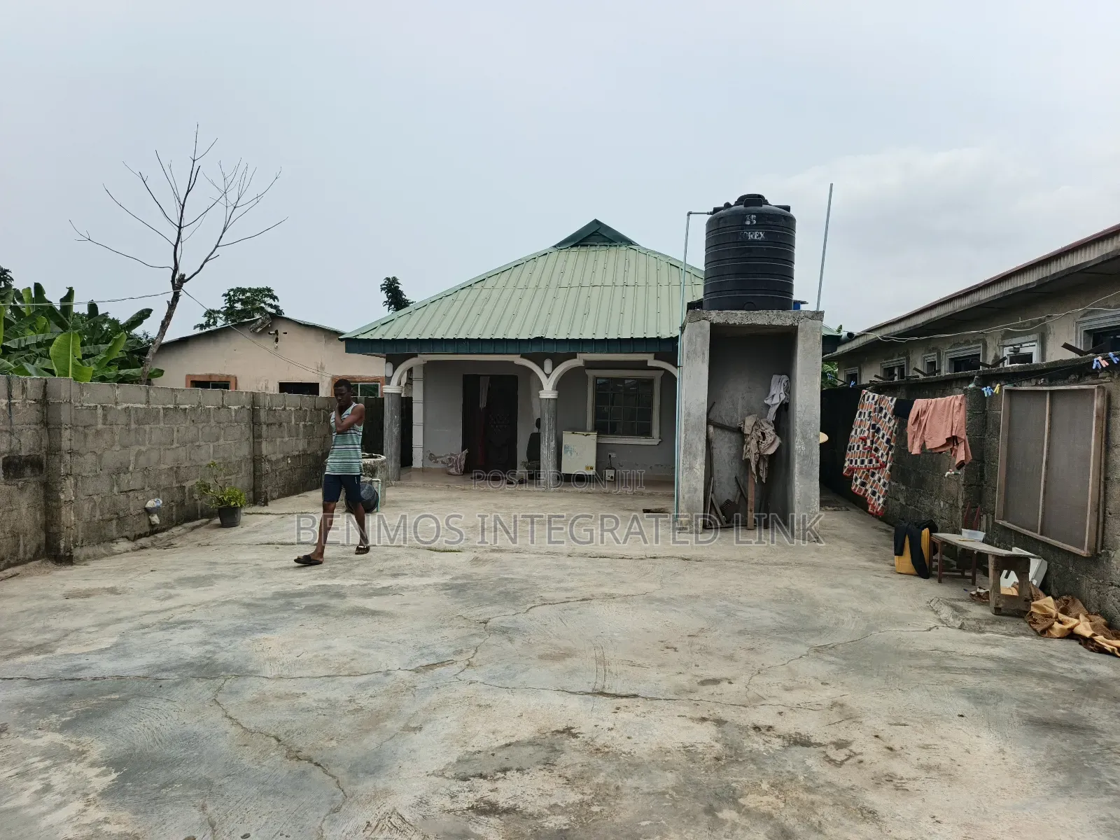 3bdrm House in Upper Sallam Estate, Ikorodu for sale