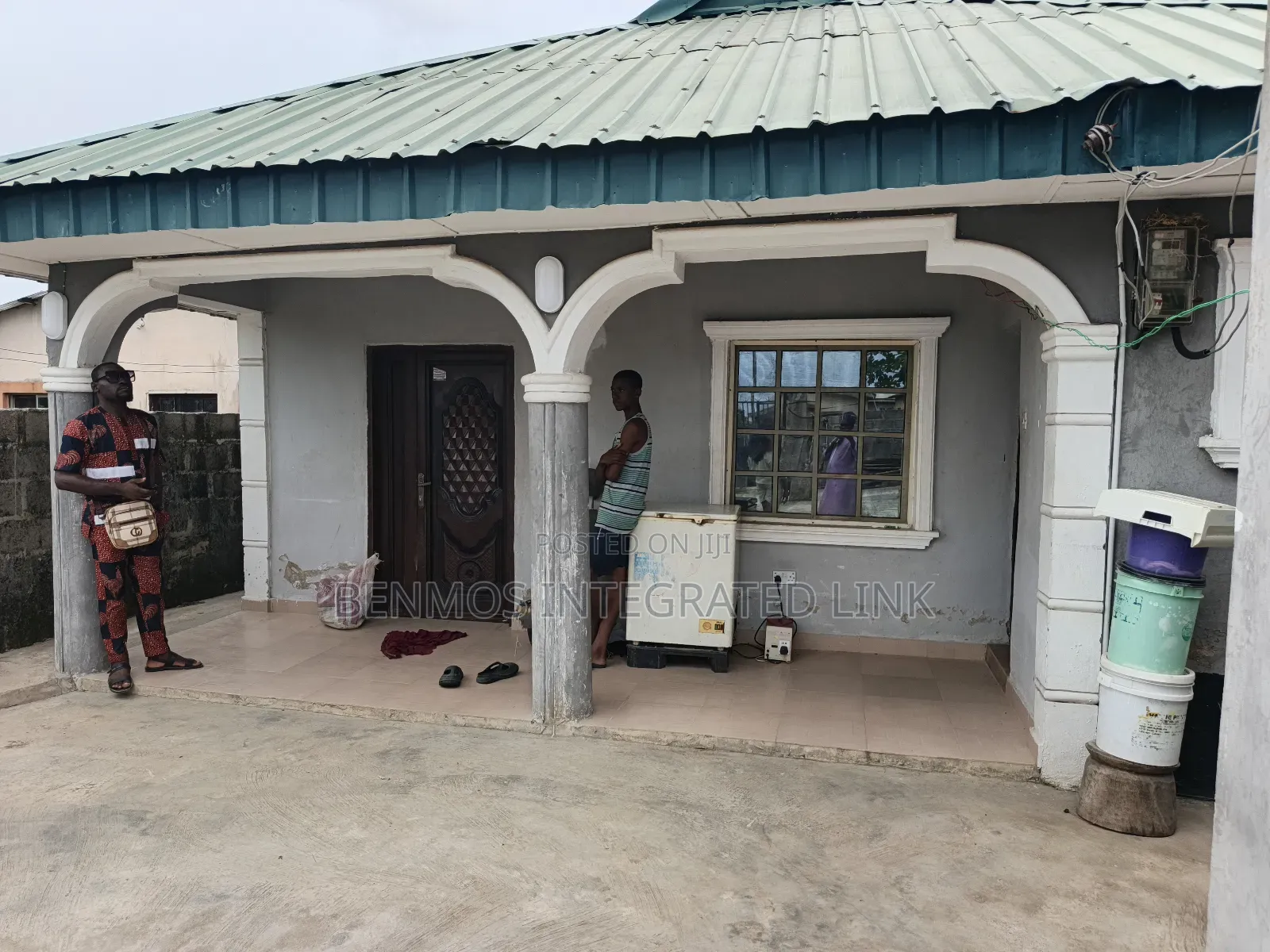 3bdrm House in Upper Sallam Estate, Ikorodu for sale