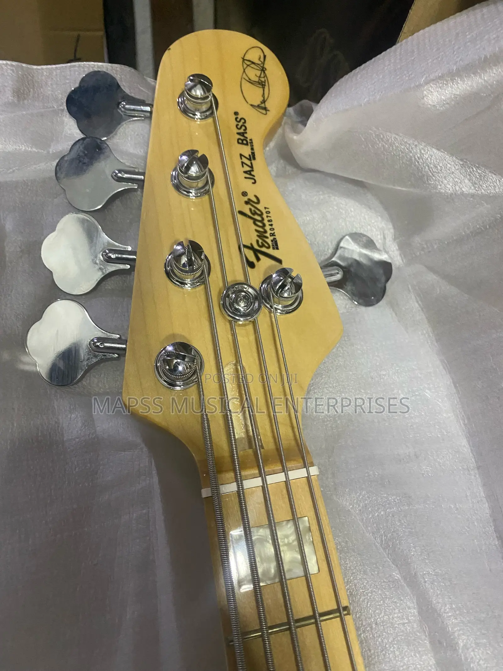 Fender Squier Affinity Series Active Jazz Bass