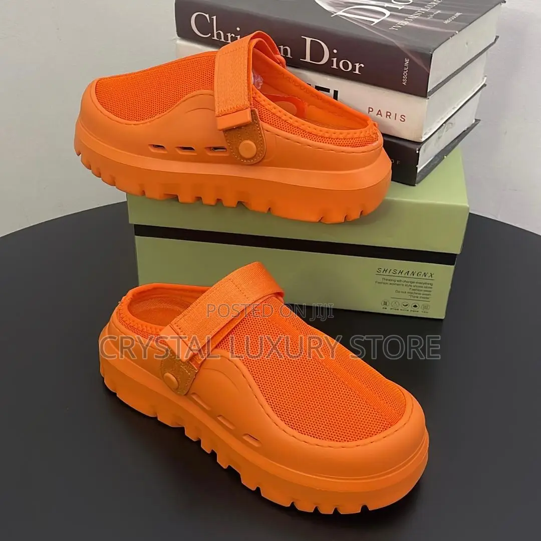 New Fashion Quality Luxury Rubber Pams