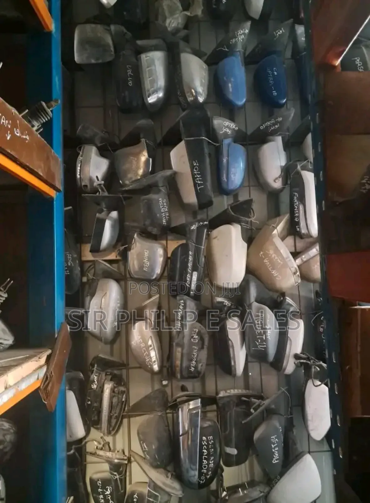 All Sorts of Car Side Mirror