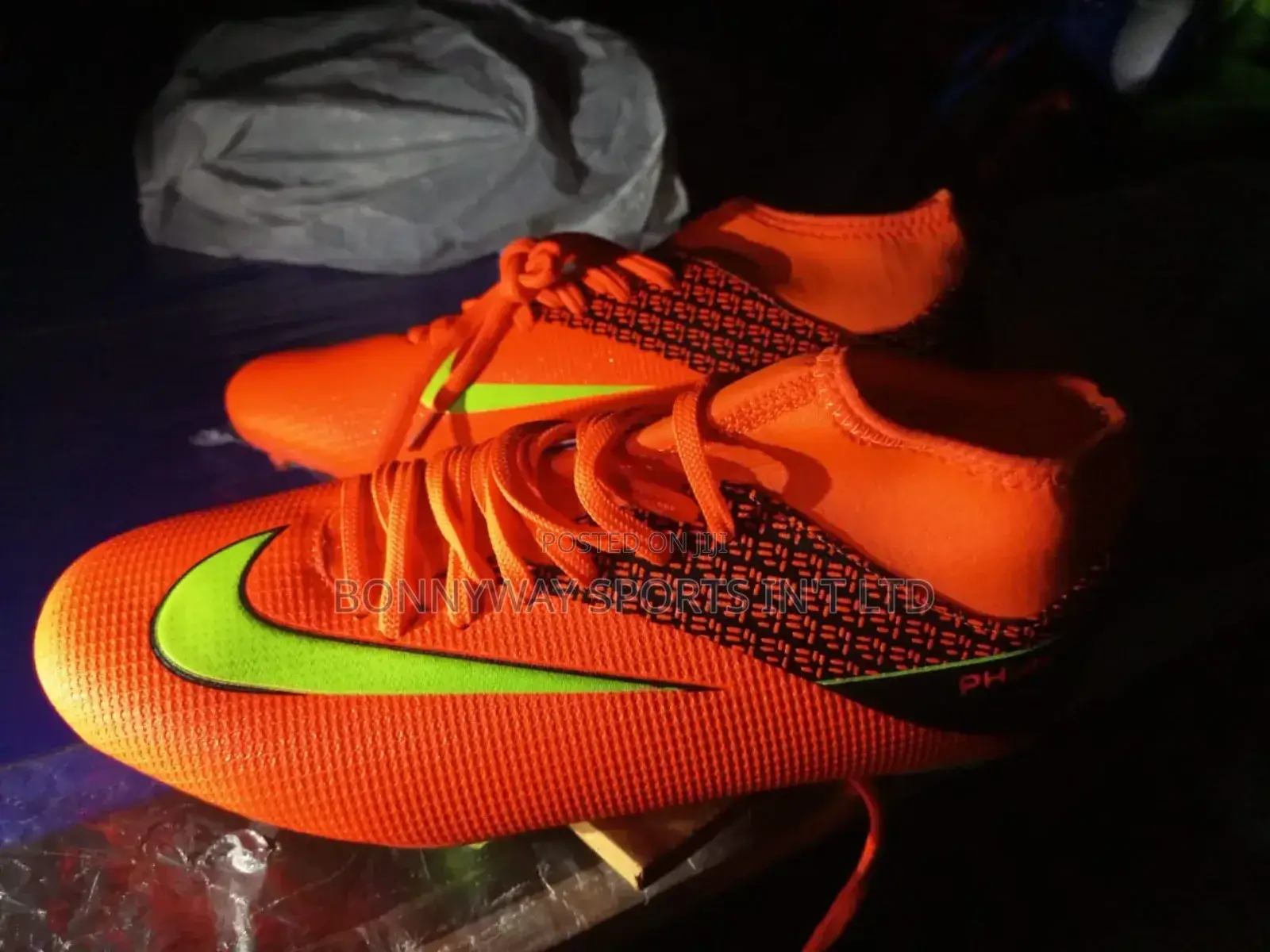 Nike Canvas Boot