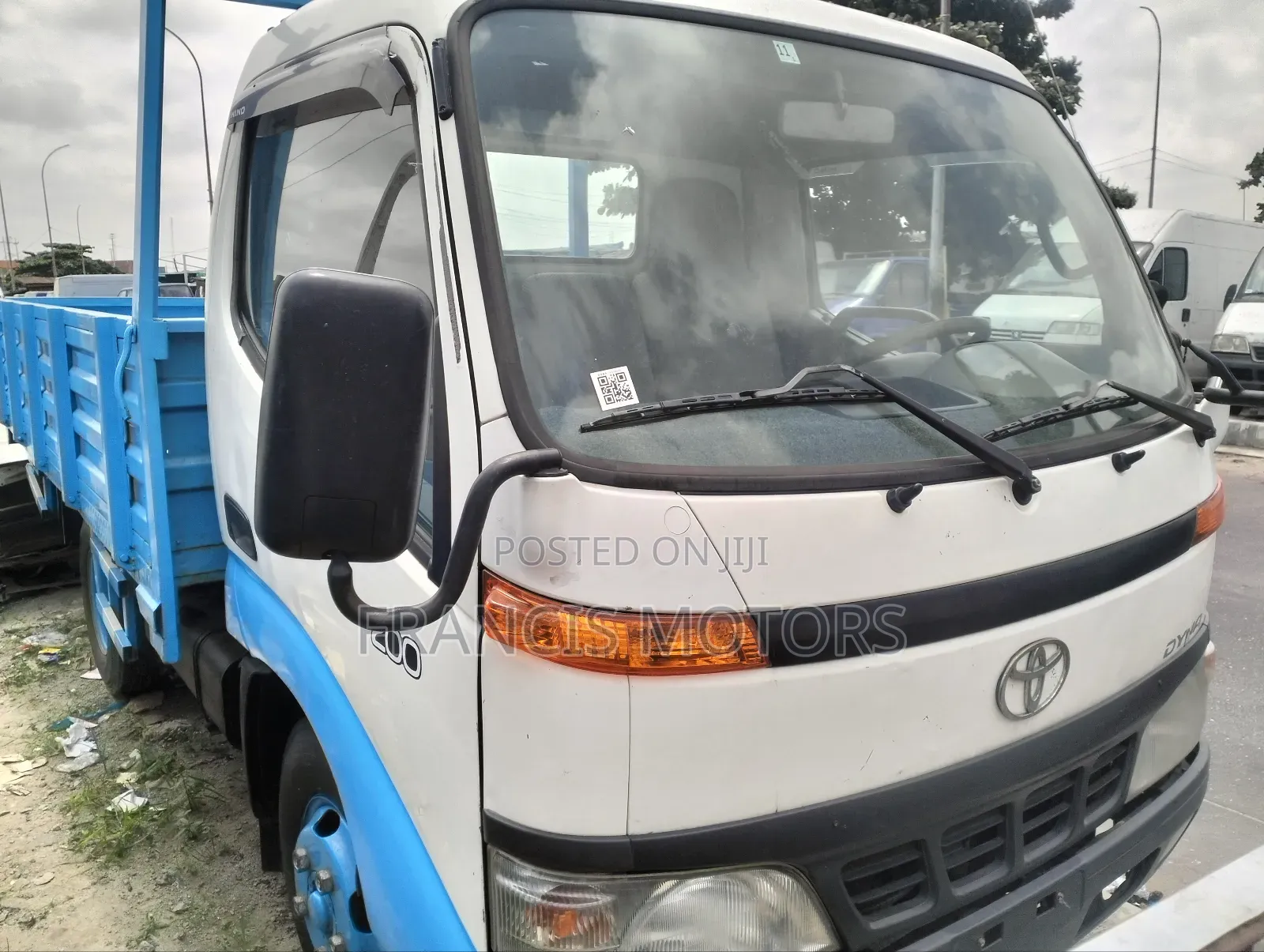 Toyota Dyna 2004 White