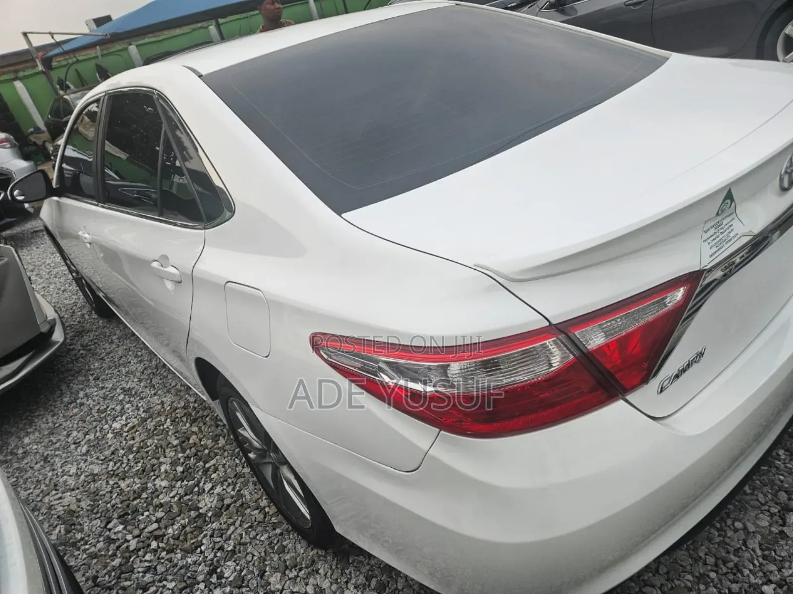 Toyota Camry SE 4dr Sedan (2.5L 4cyl 6A) 2015 White