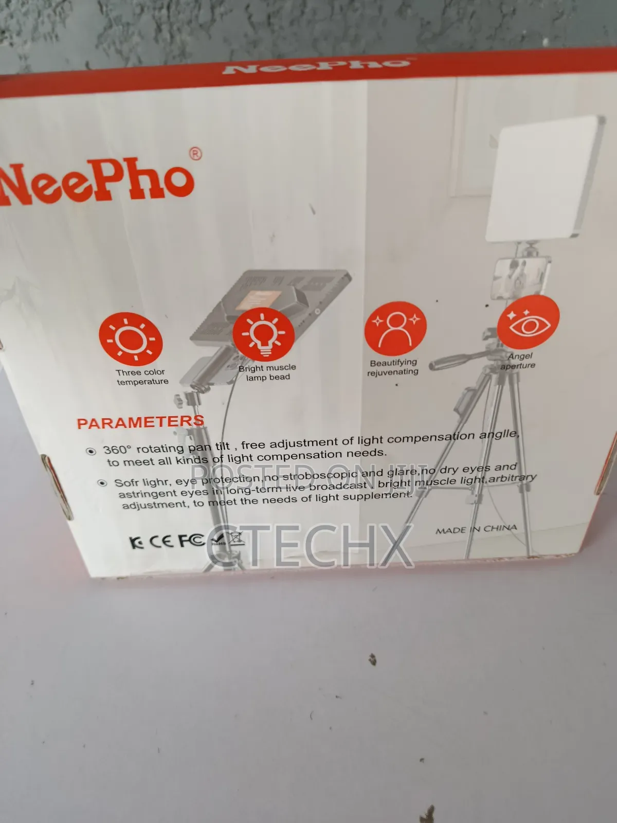 Neepho Np-11 Photo / Video Light