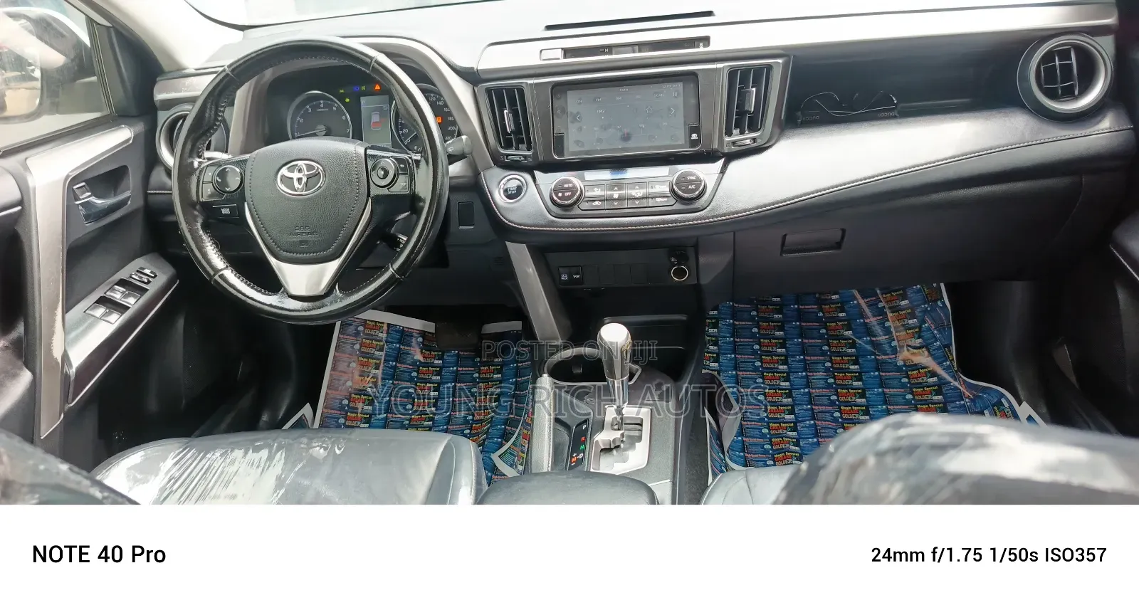 Toyota RAV4 2017 White
