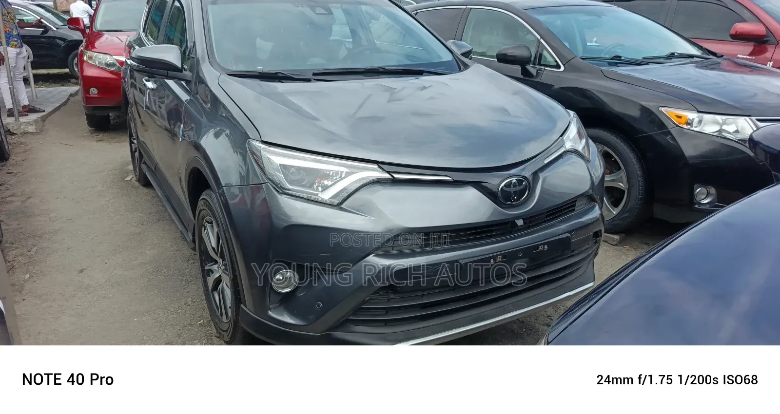 Toyota RAV4 2018 Gray